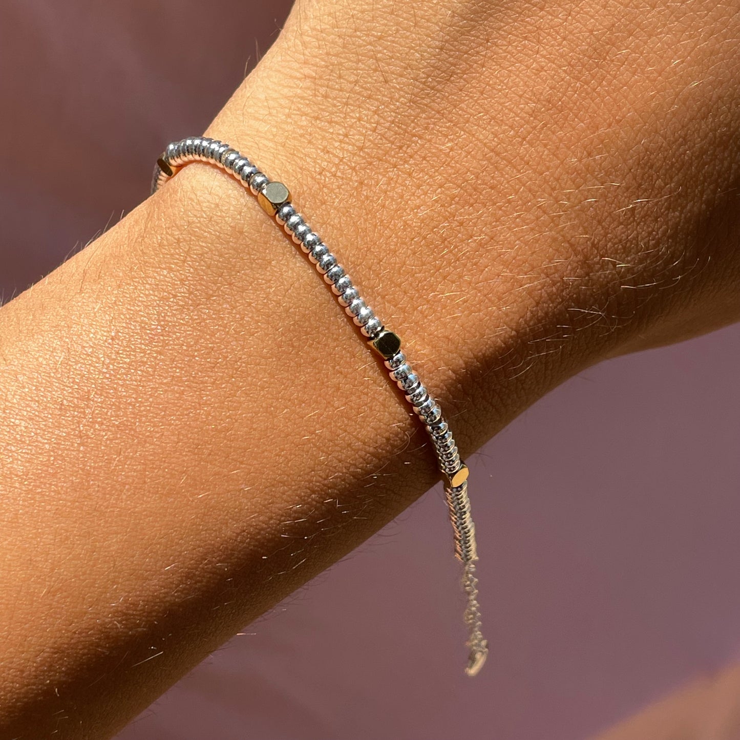 Bracciale quadratini in 2 colori