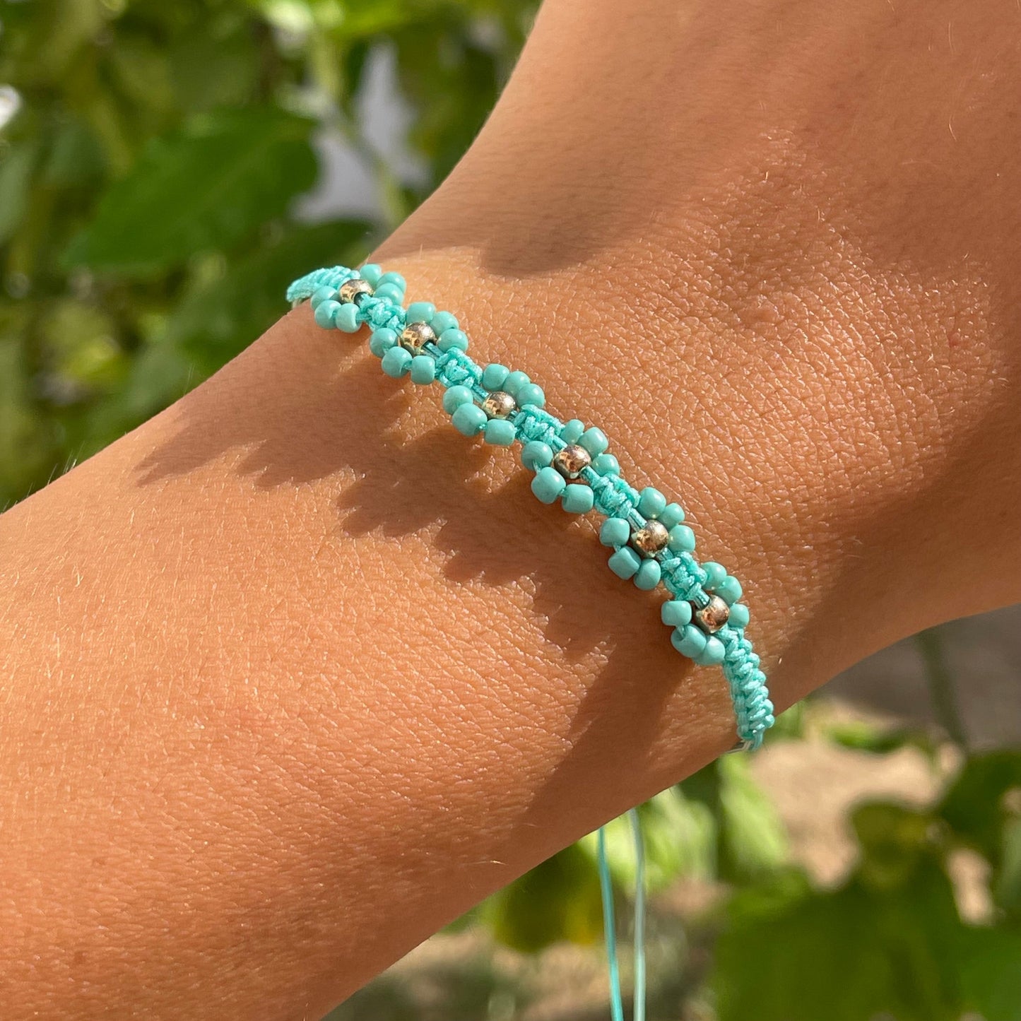 Bracciale fiorellino in 11 colori