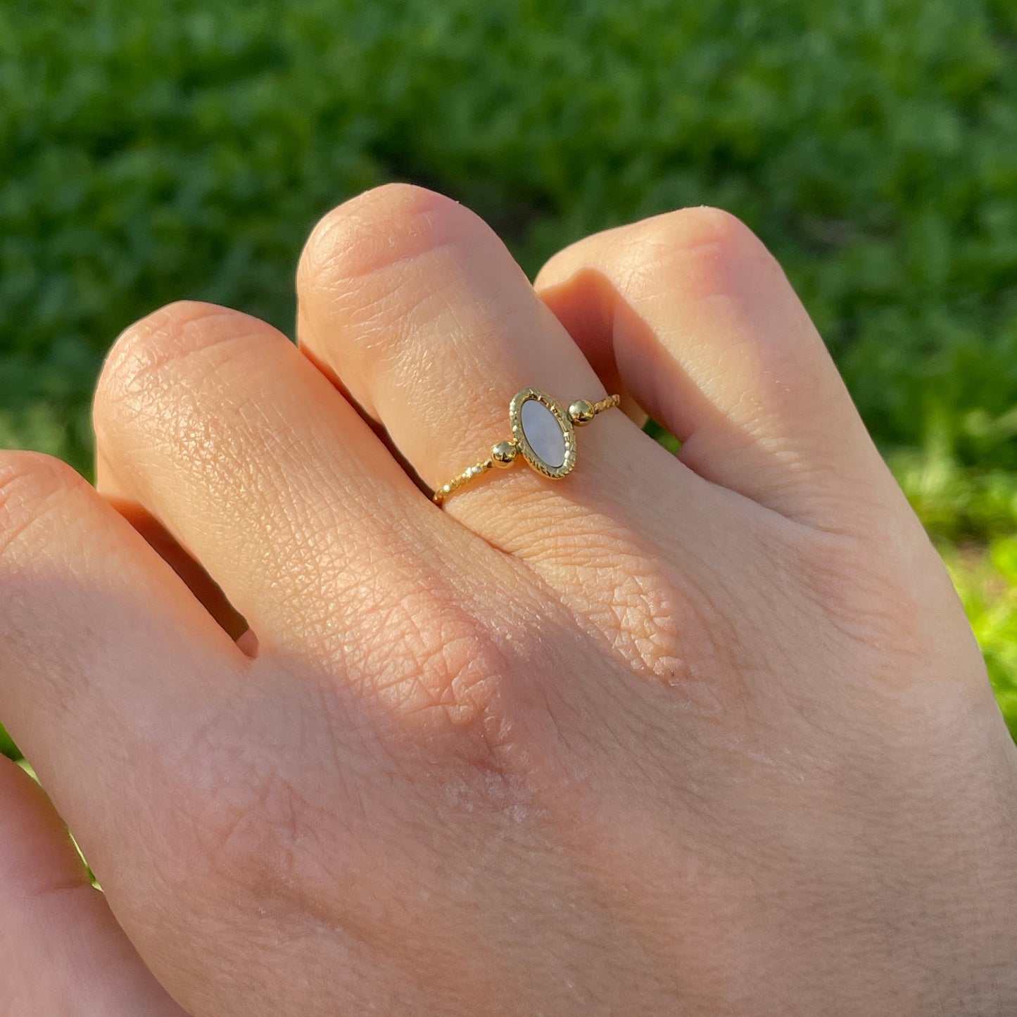Anello ovale perlato