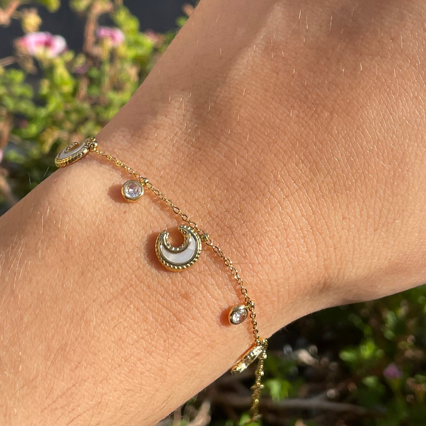 Bracciale lune perlate