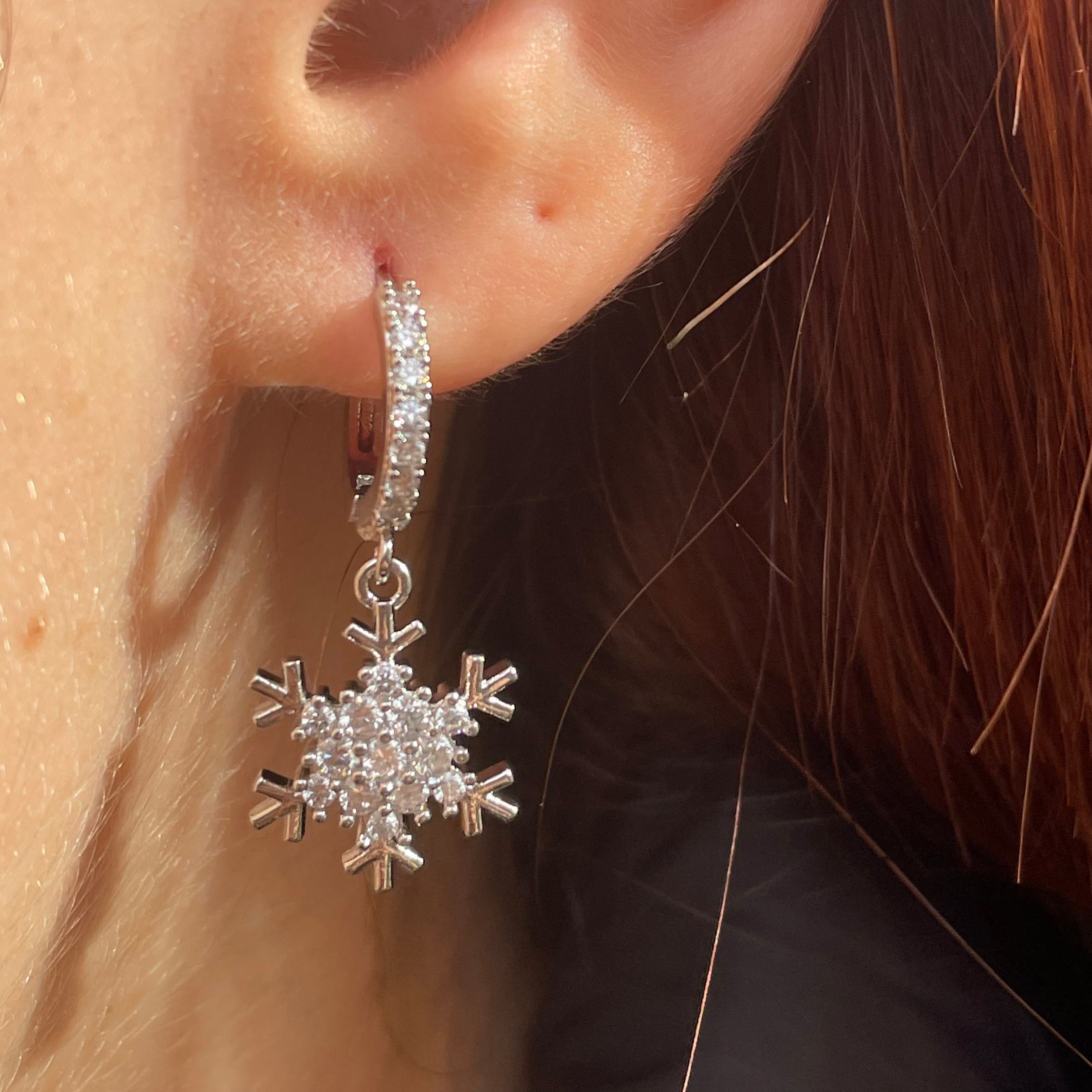 KORAS Orecchini A Fiocco Di Neve In Argento 925: Il Regalo Di Natale Perfetto Per Donne E Ragazze! Zirconia Cubica
