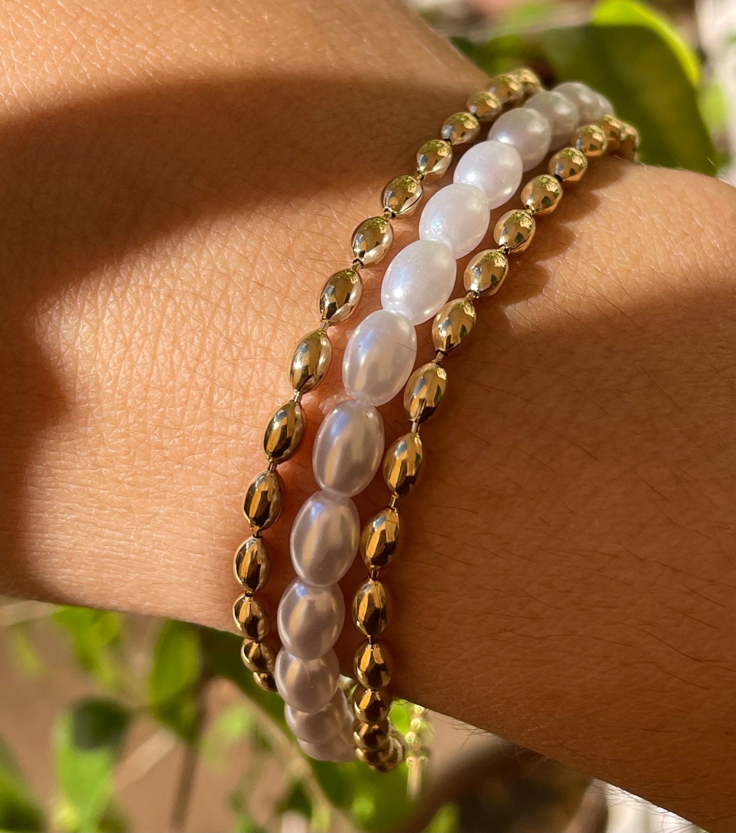 Bracciale di perle ovali in 2 colori