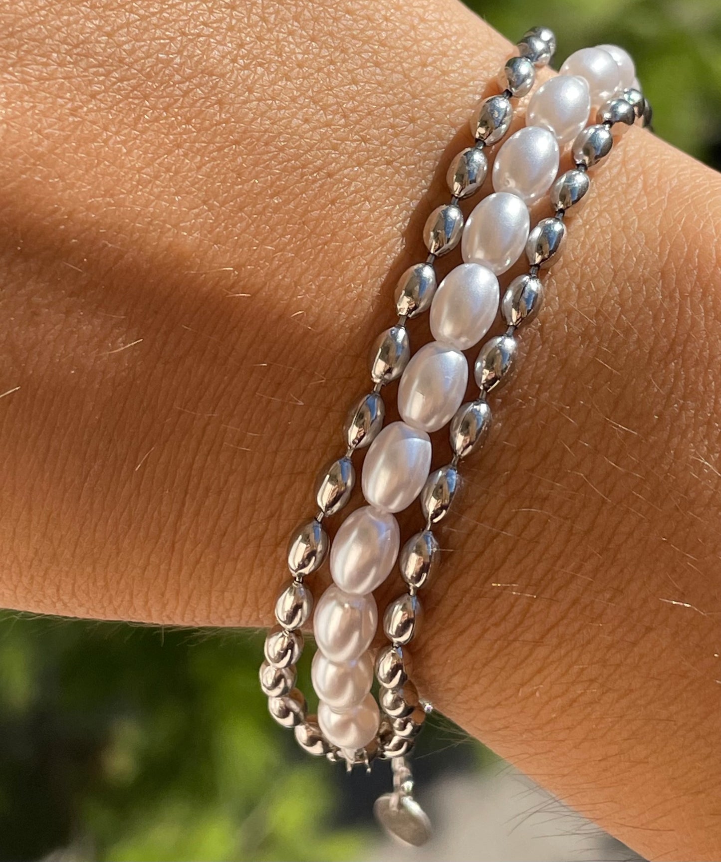 Bracciale di perle ovali in 2 colori