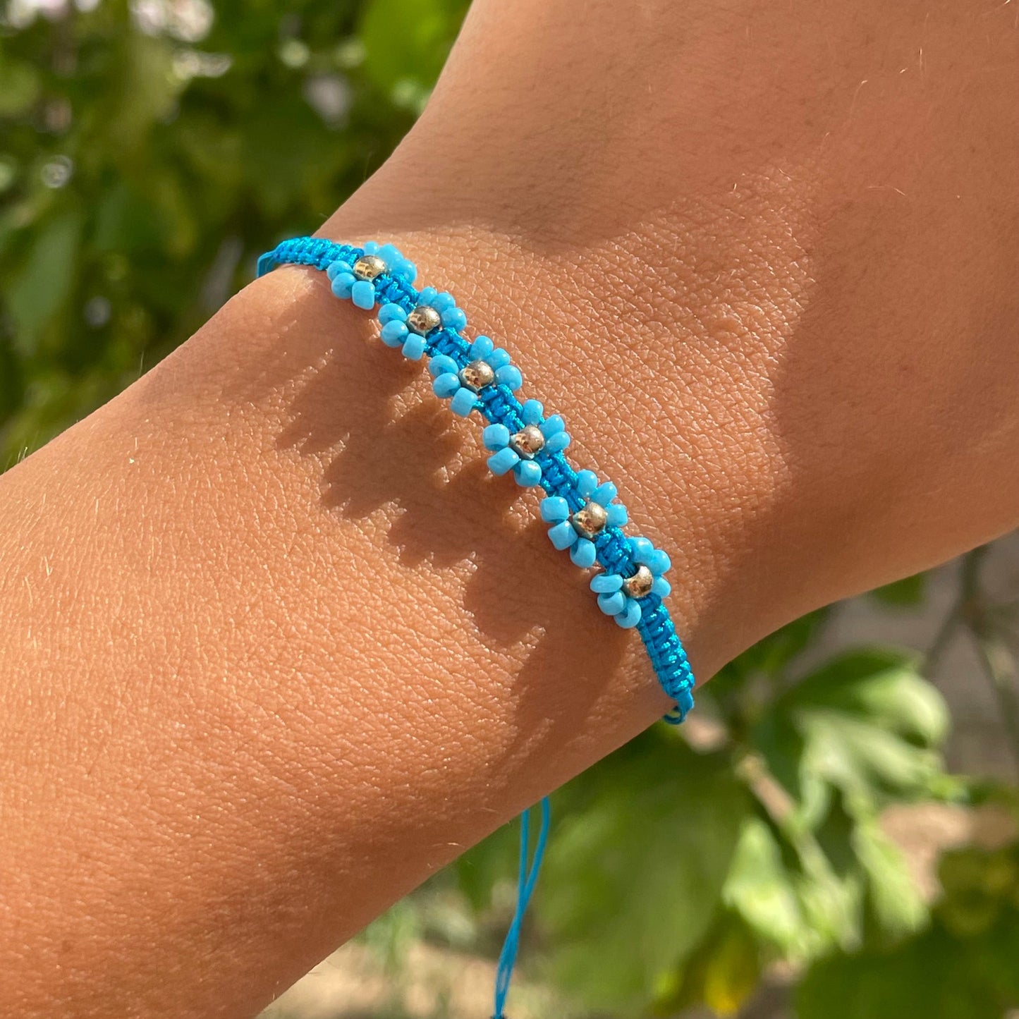 Bracciale fiorellino in 11 colori