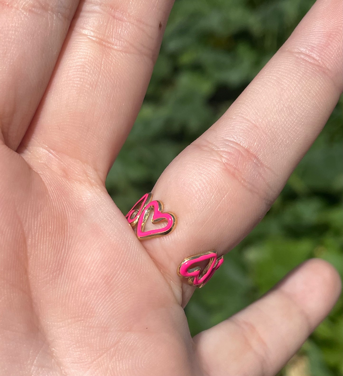 Anello cuori smaltato in 3 colori