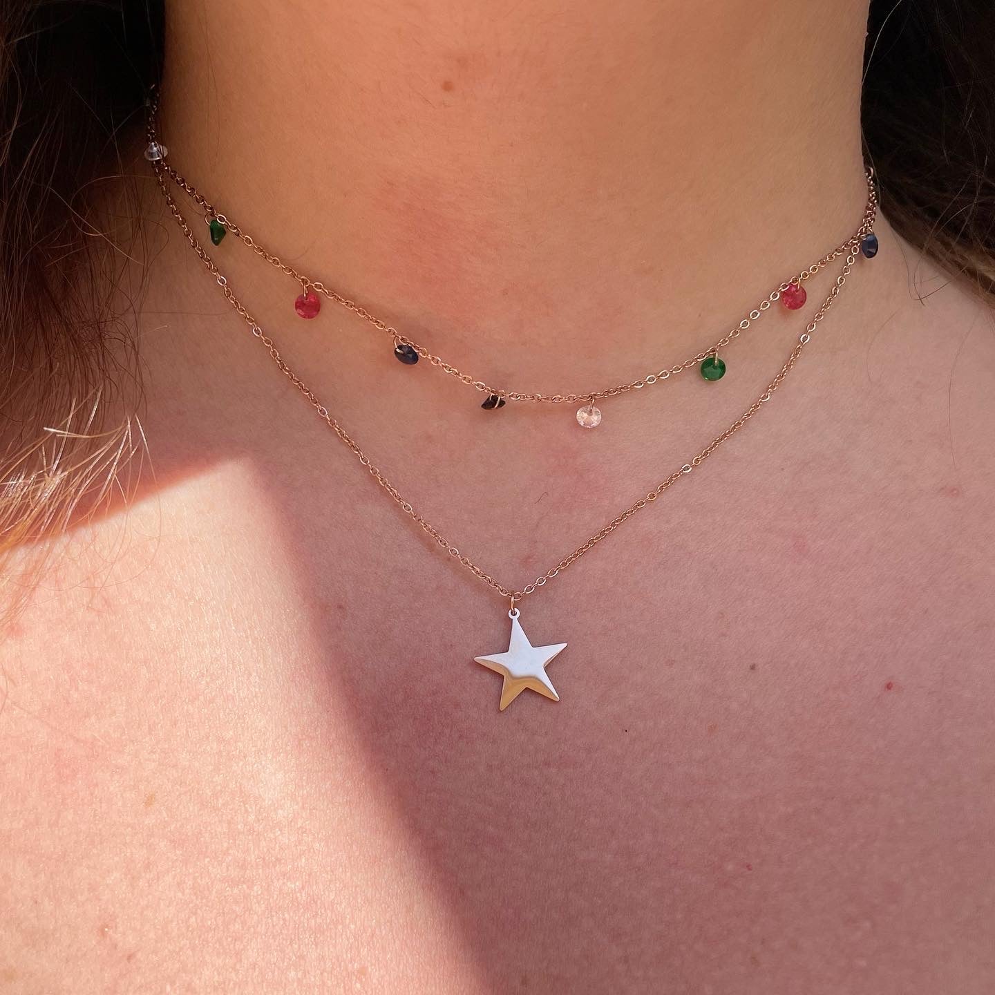 Collana a doppio giro con cristalli e stelle