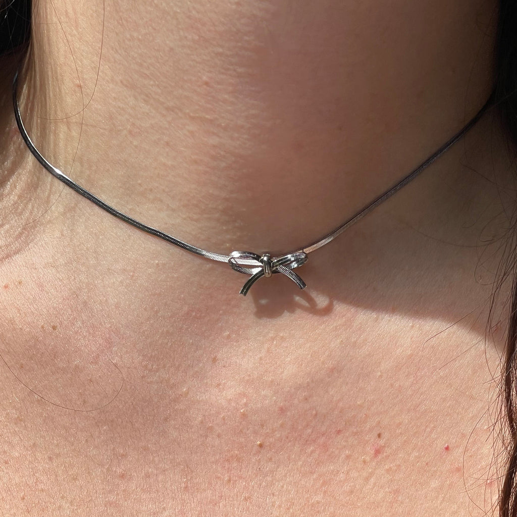 Collana fiocchetto in 2 colori