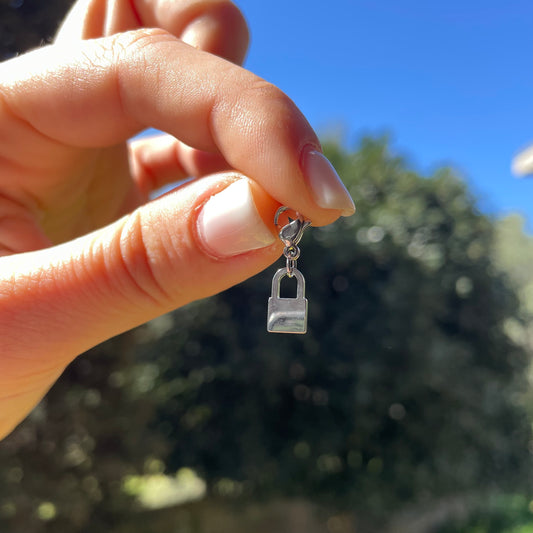 Charm lucchetto in 2 colori