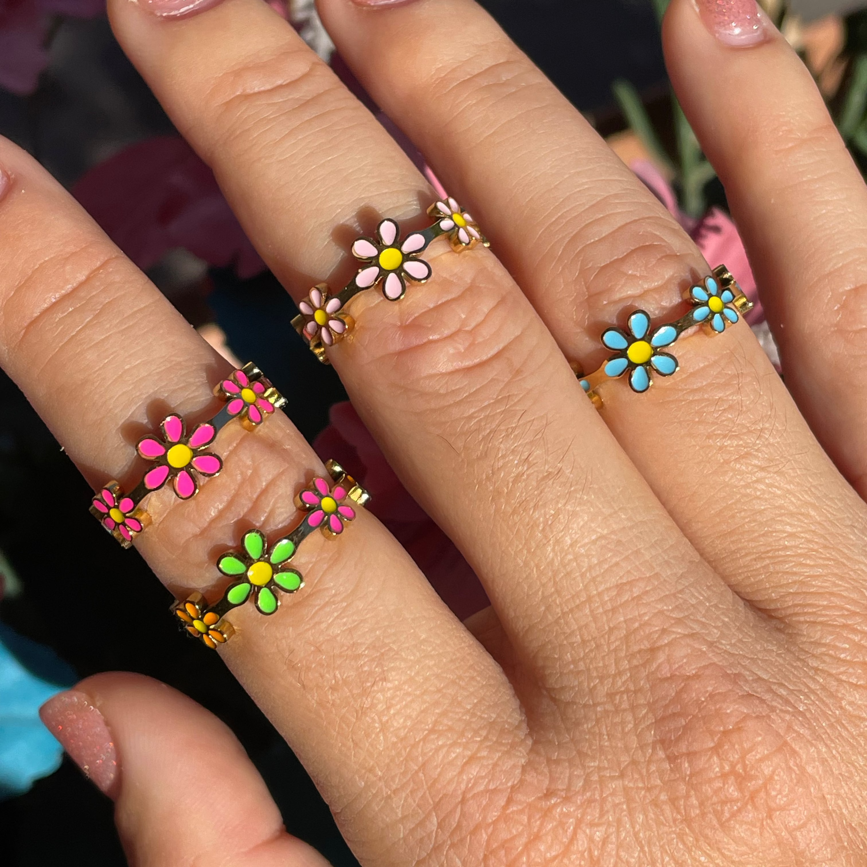 Anello con fiori in 5 colori