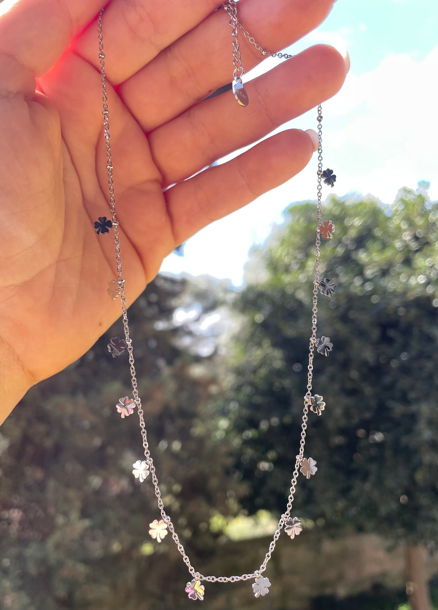 Collana con quadrifogli in 2 colori
