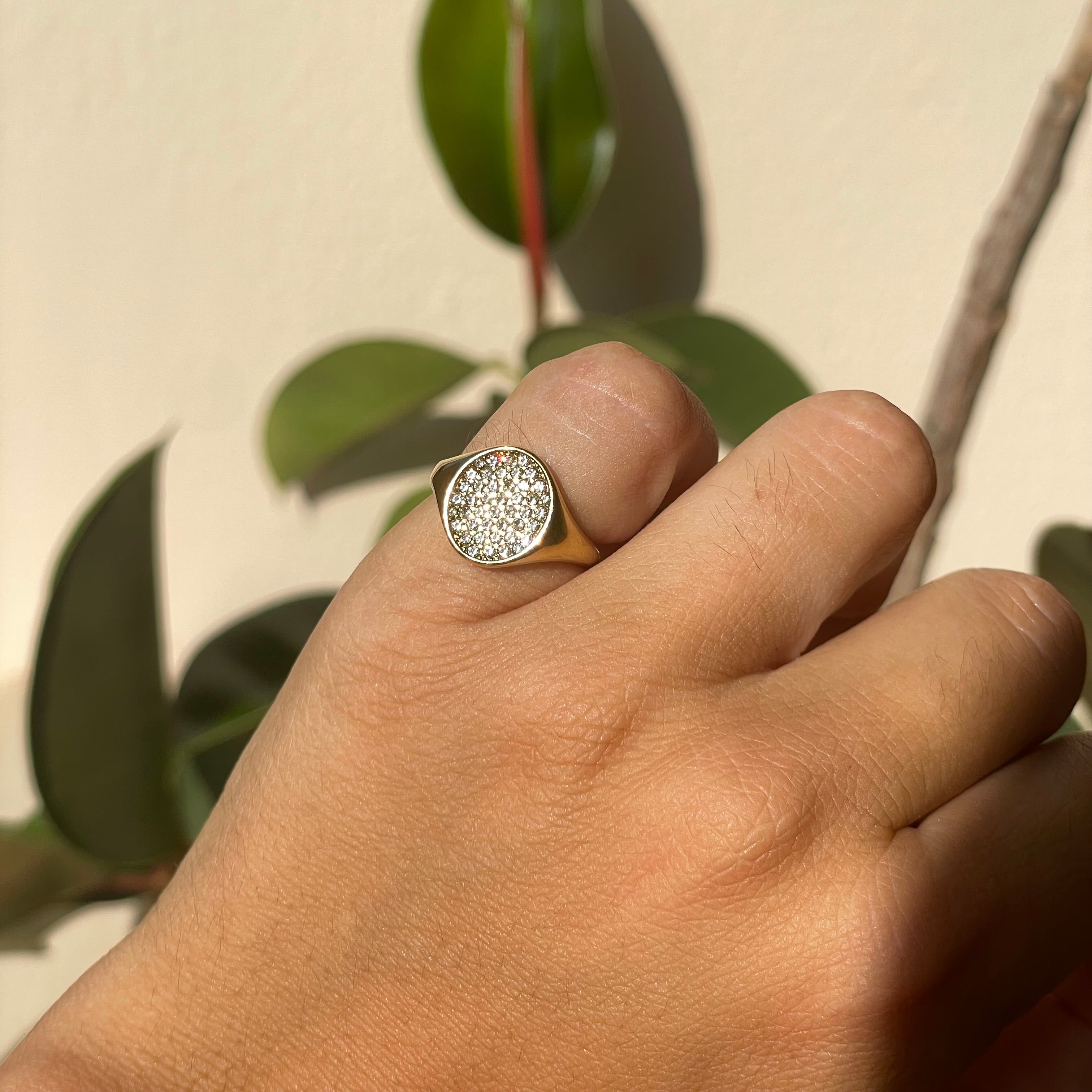 Anello Chevalier tondo glitter in 2 colori