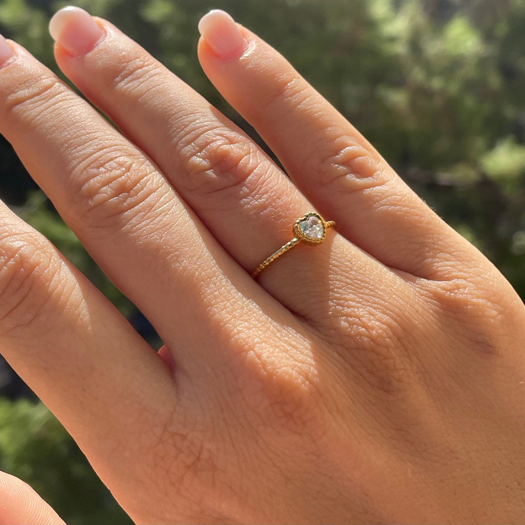 Anello cuoricino in 5 colori