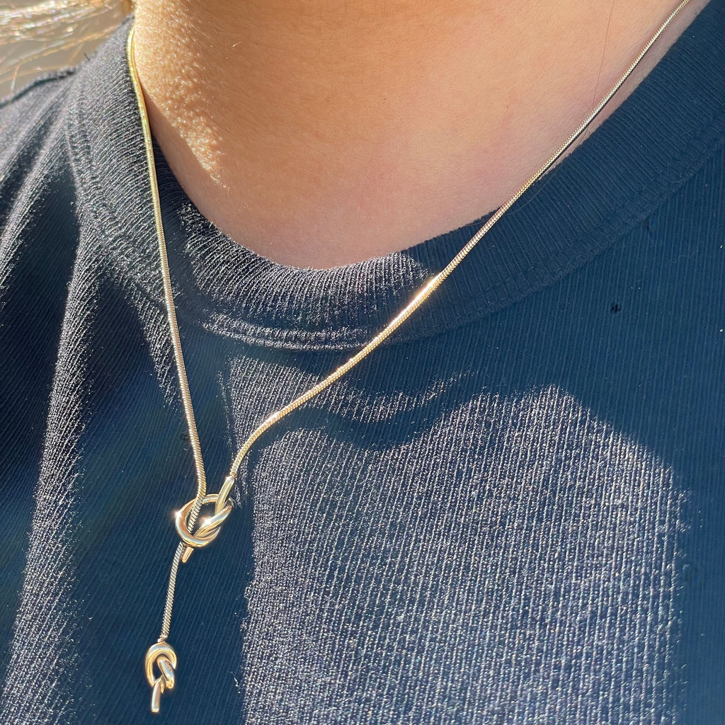 Collana nodo lungo in 2 colori