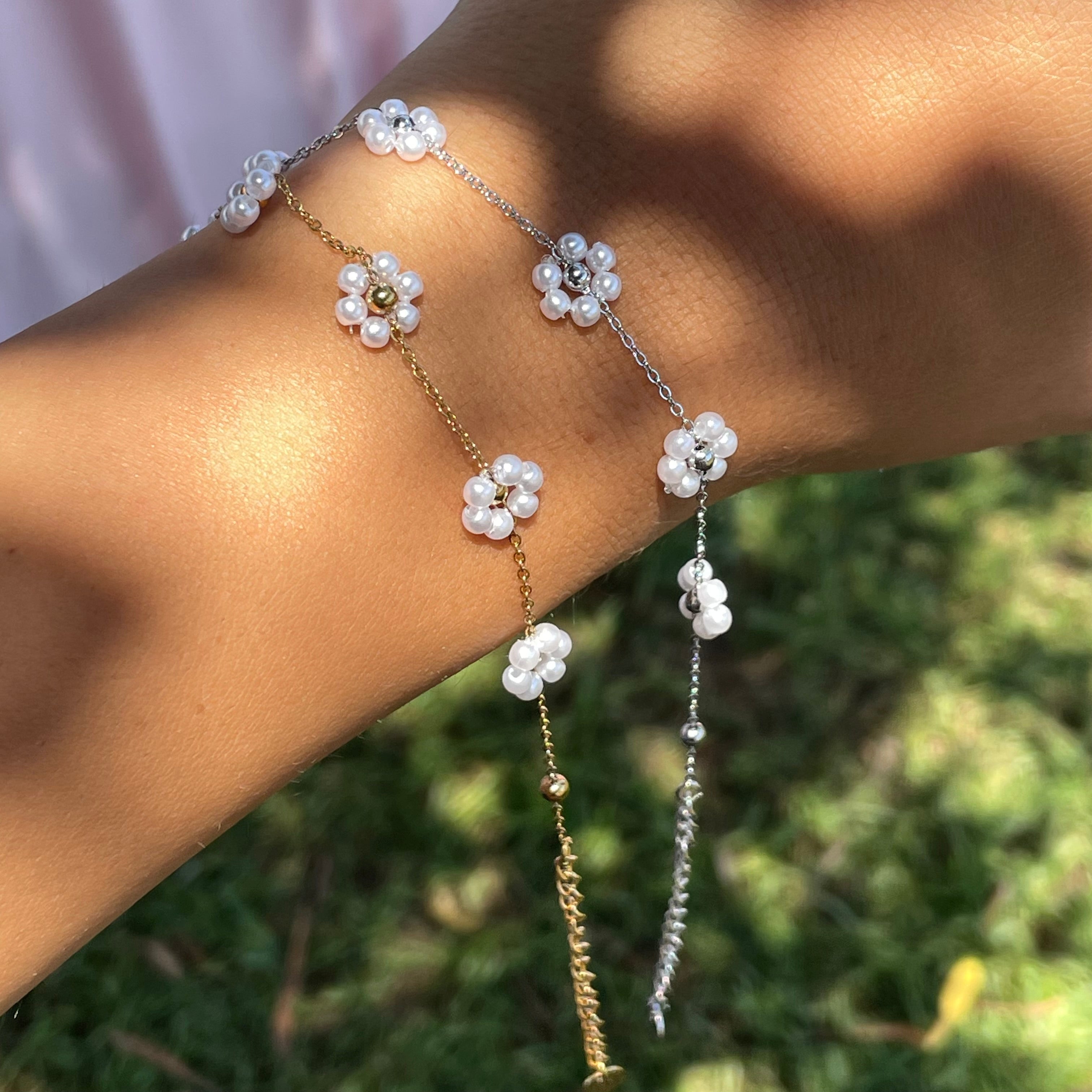 Bracciale flora perlato in 2 colori