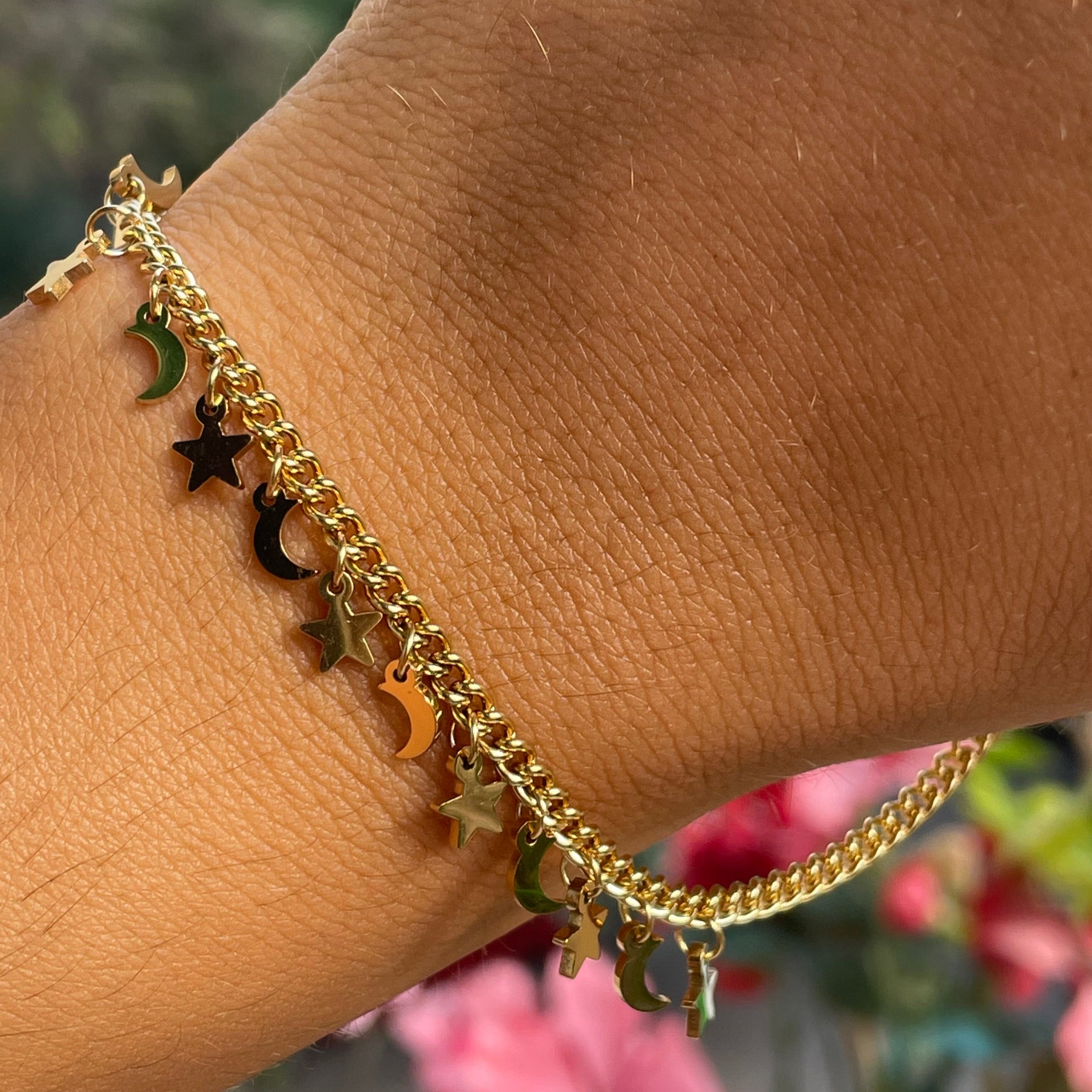 Bracciale con stelle e lune in 2 colori