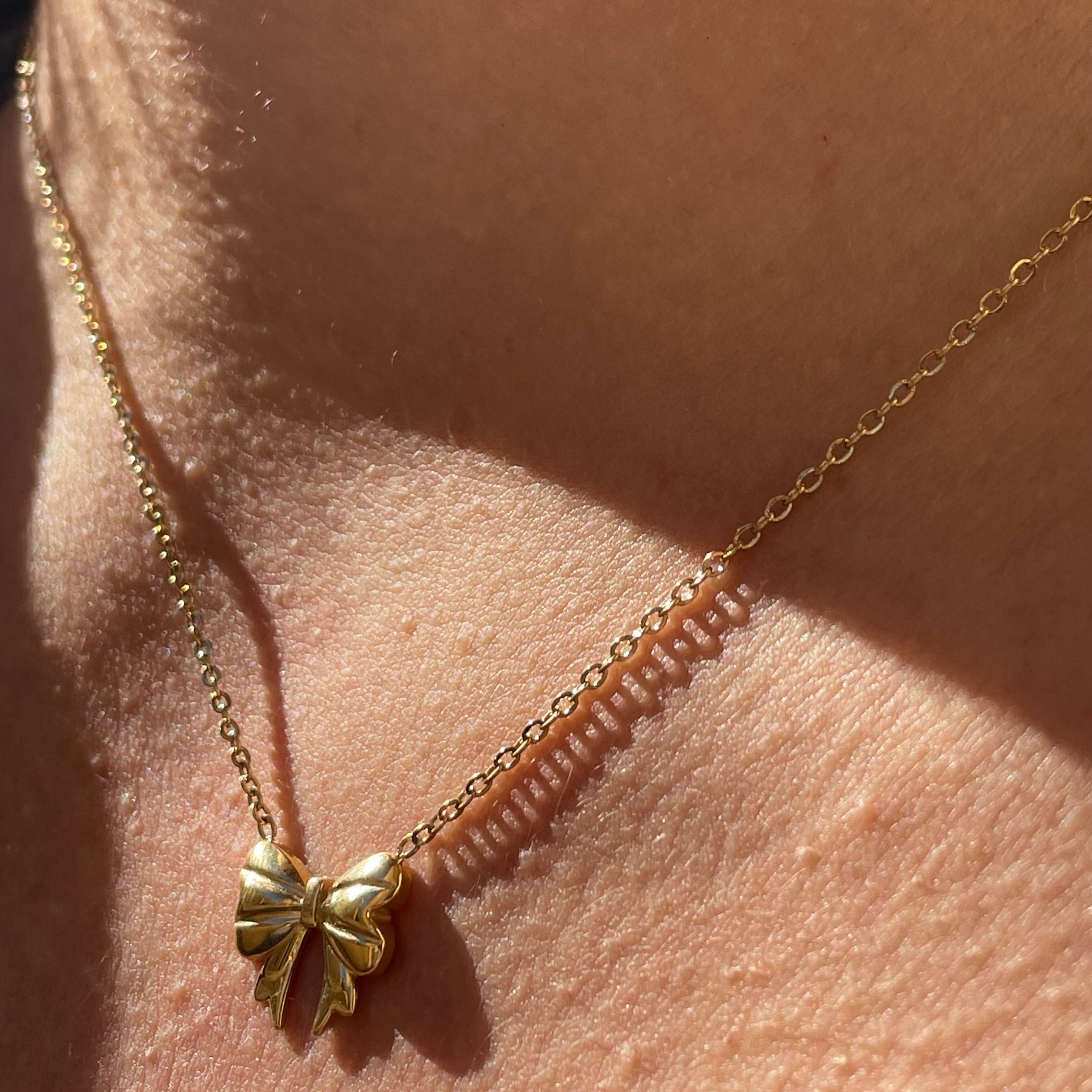 Collana fiocco in 2 colori