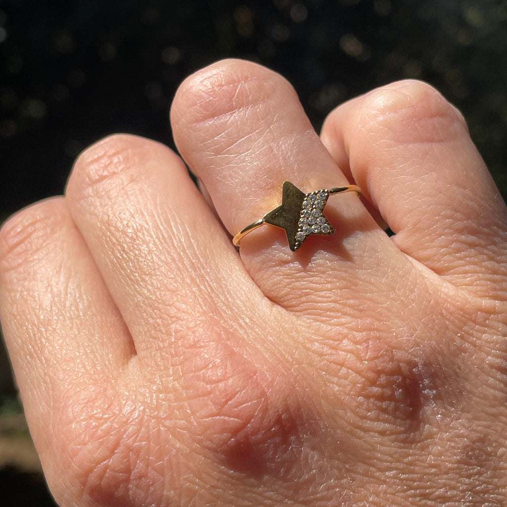 Anello stellina in 2 colori
