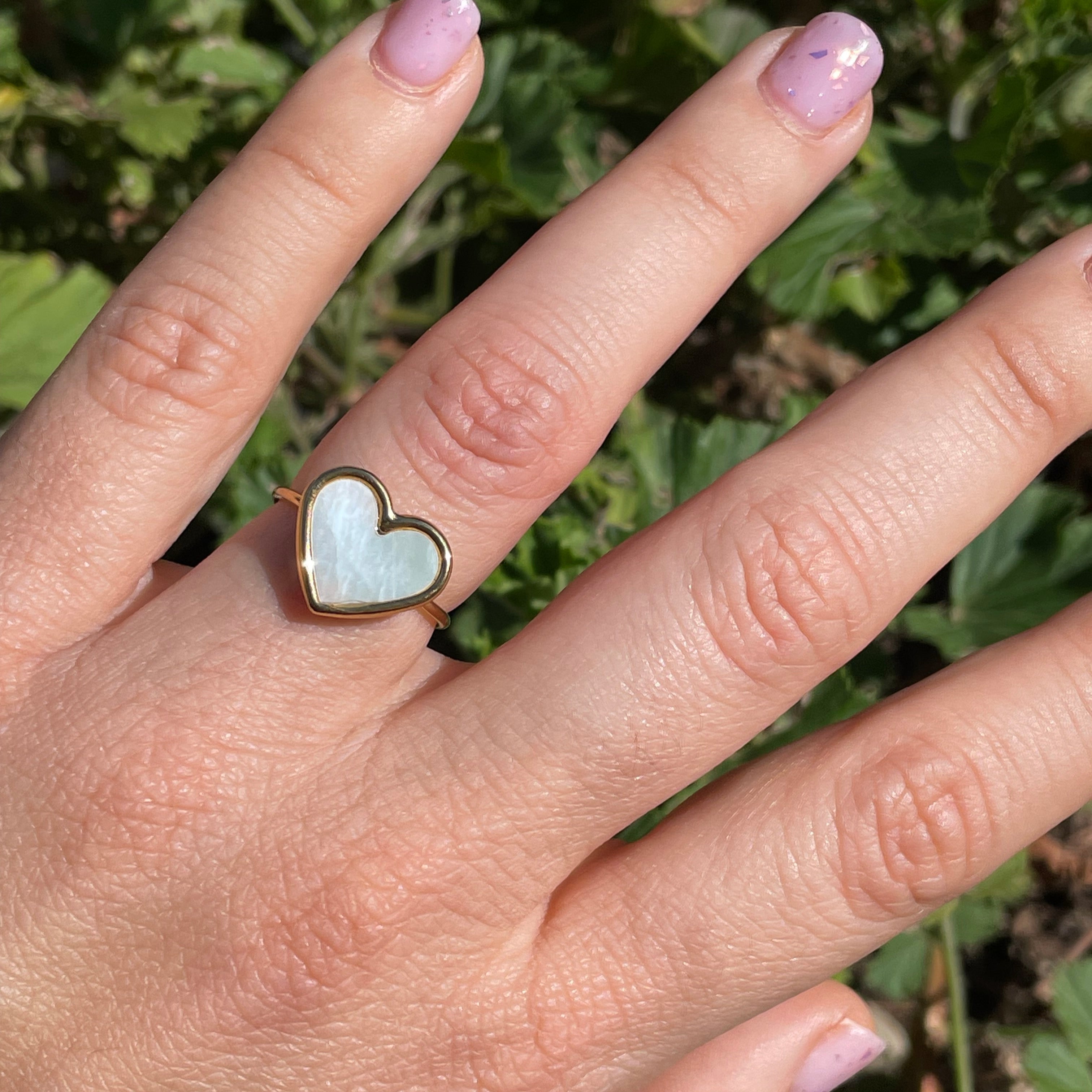 Anello con cuore perlato in 2 colori