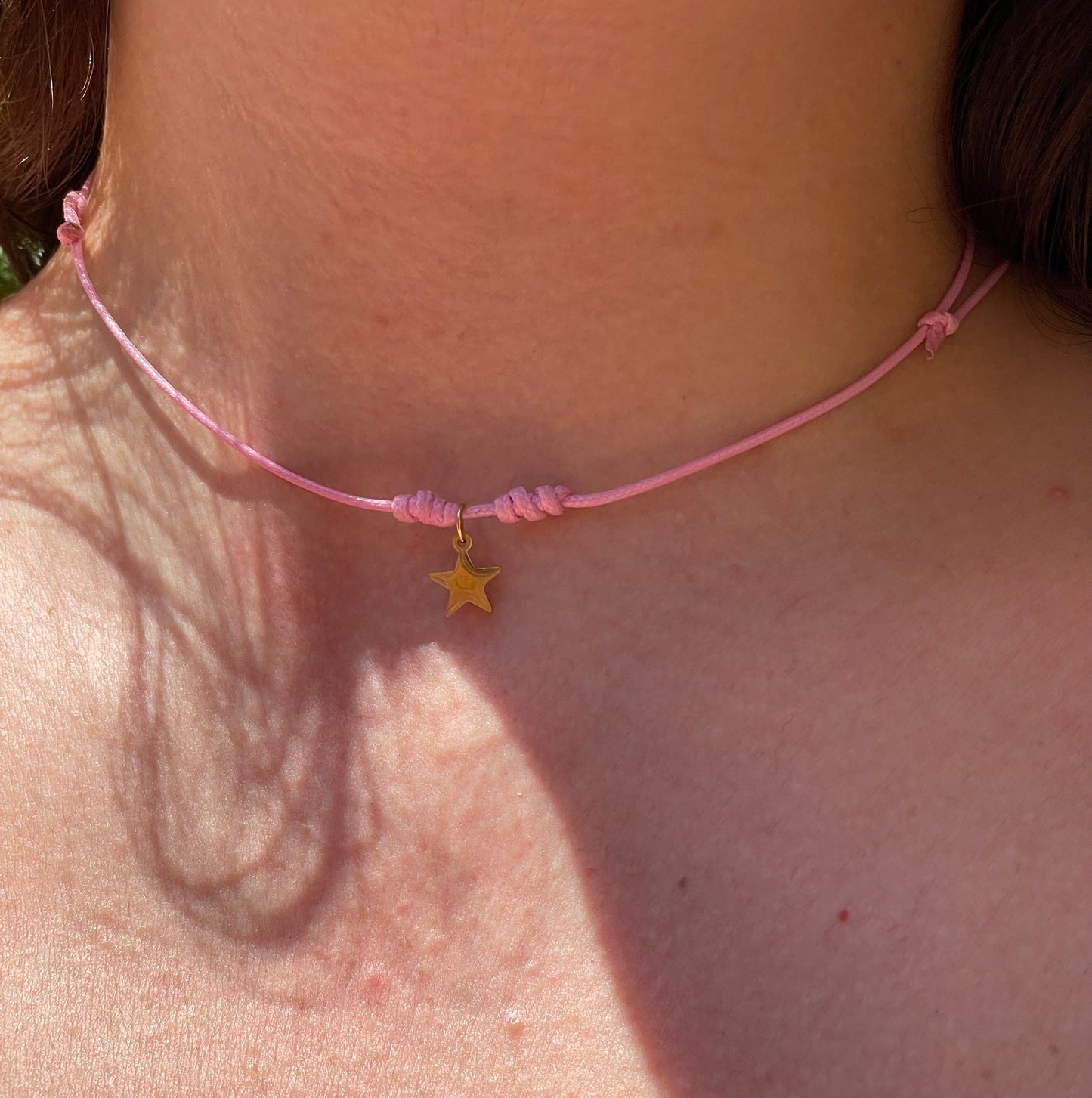 Collana colorata con charmimini in 7 colori