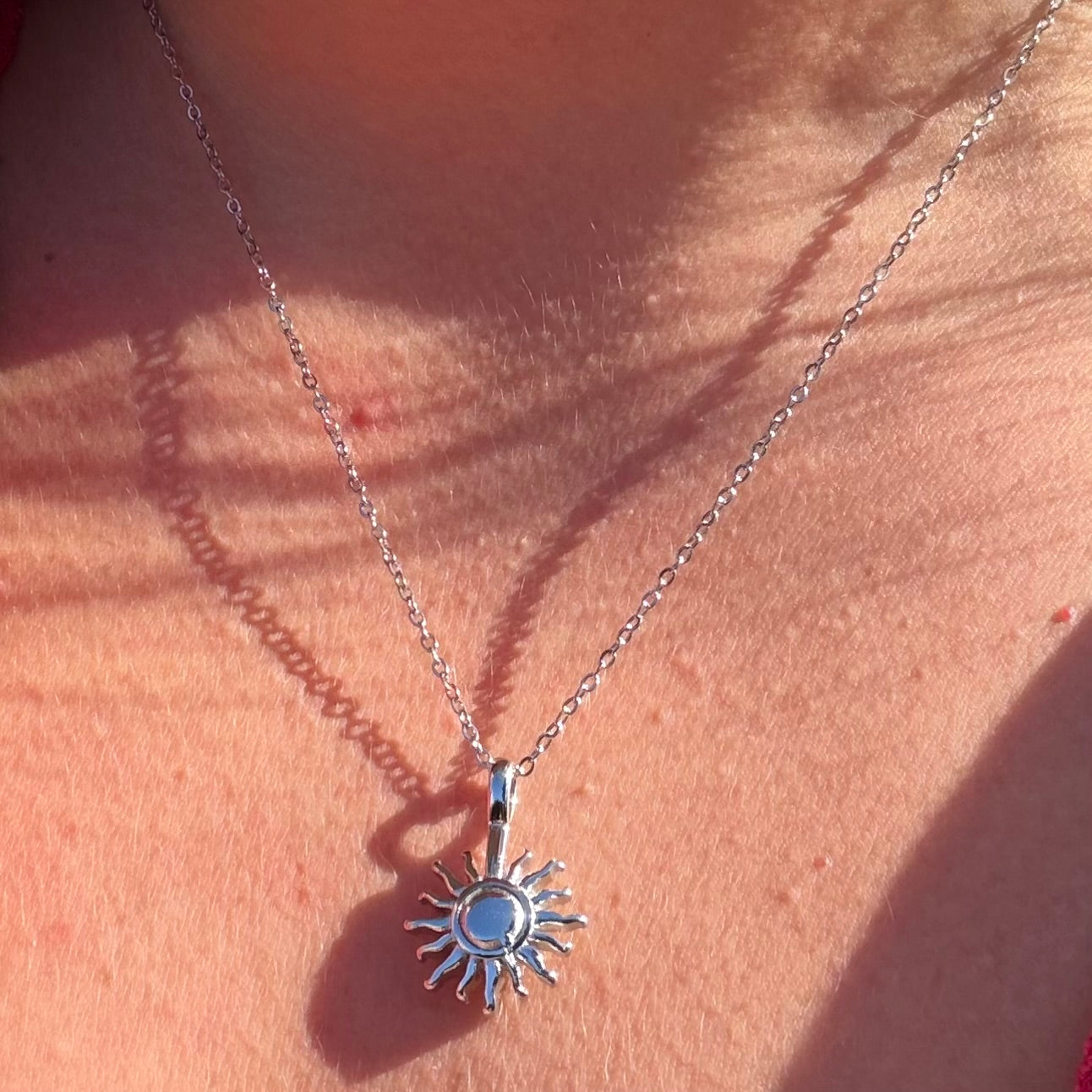 Collana sole grande in 2 colori