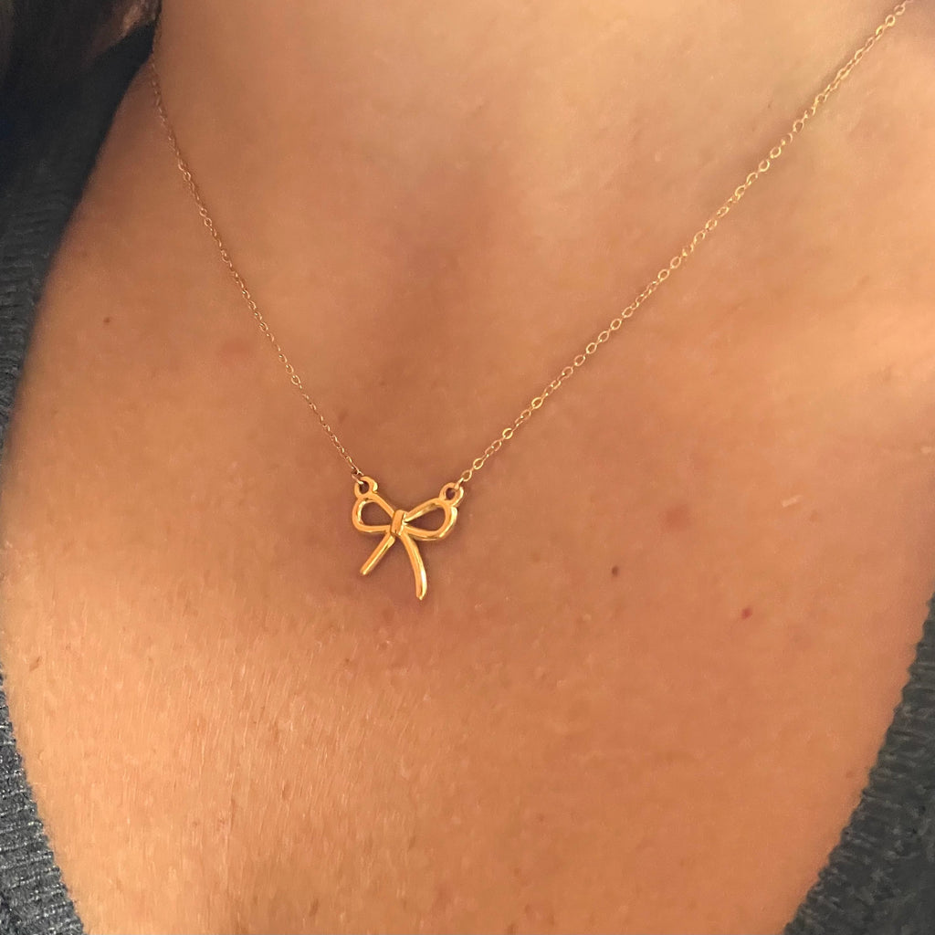 Collana fiocco luminoso in 2 colori
