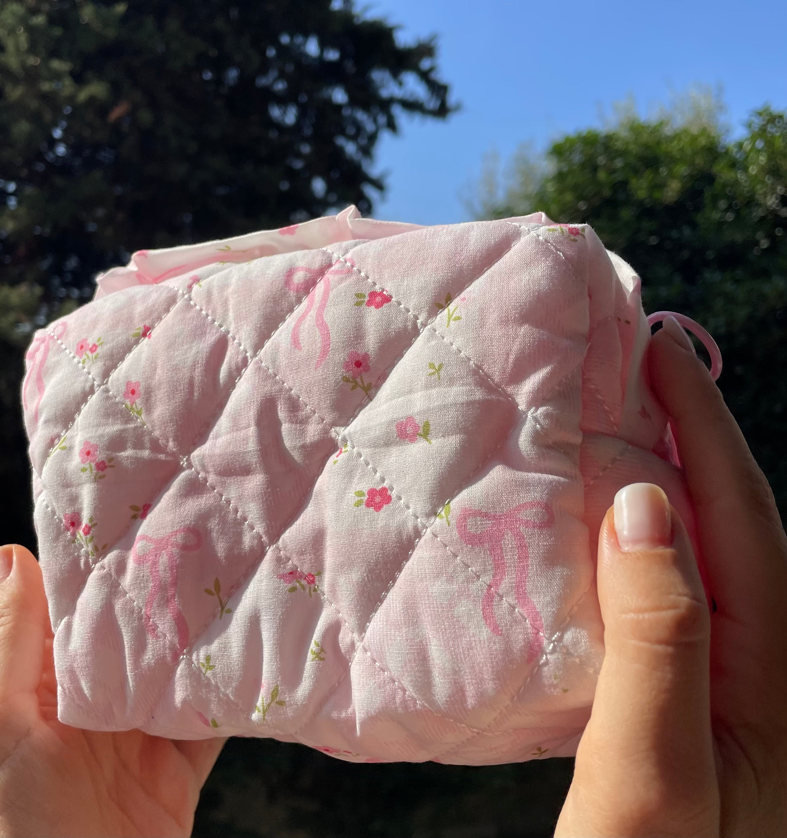 Beauty case fiocchi e fiori