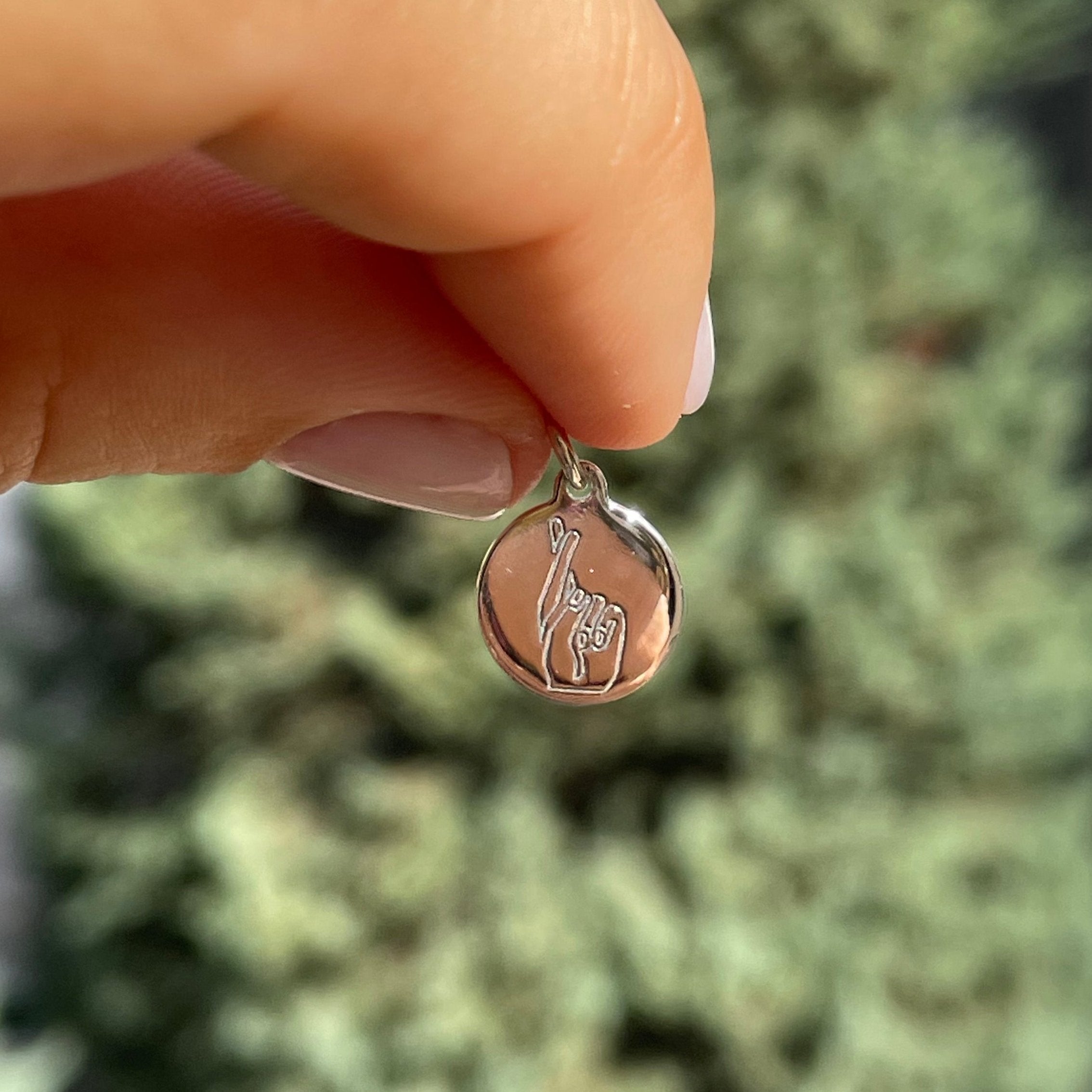 Charm Dita incrociate di Buona Fortuna