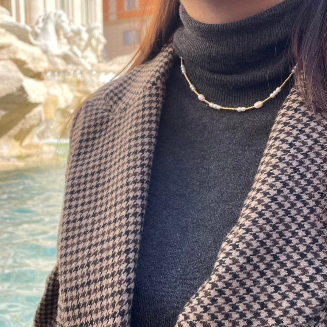 Collana con perle e perline in 2 colori