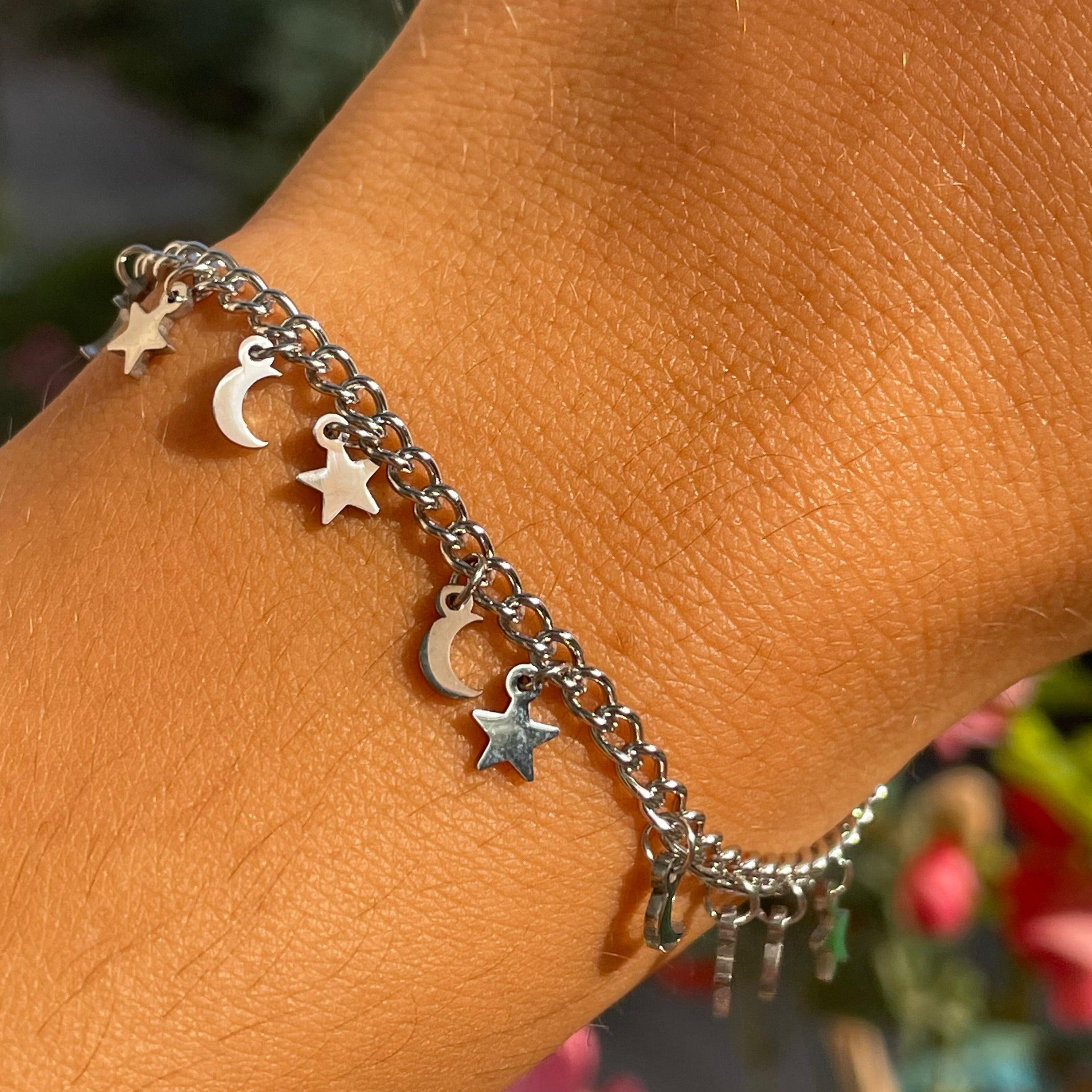 Bracciale con stelle e lune in 2 colori
