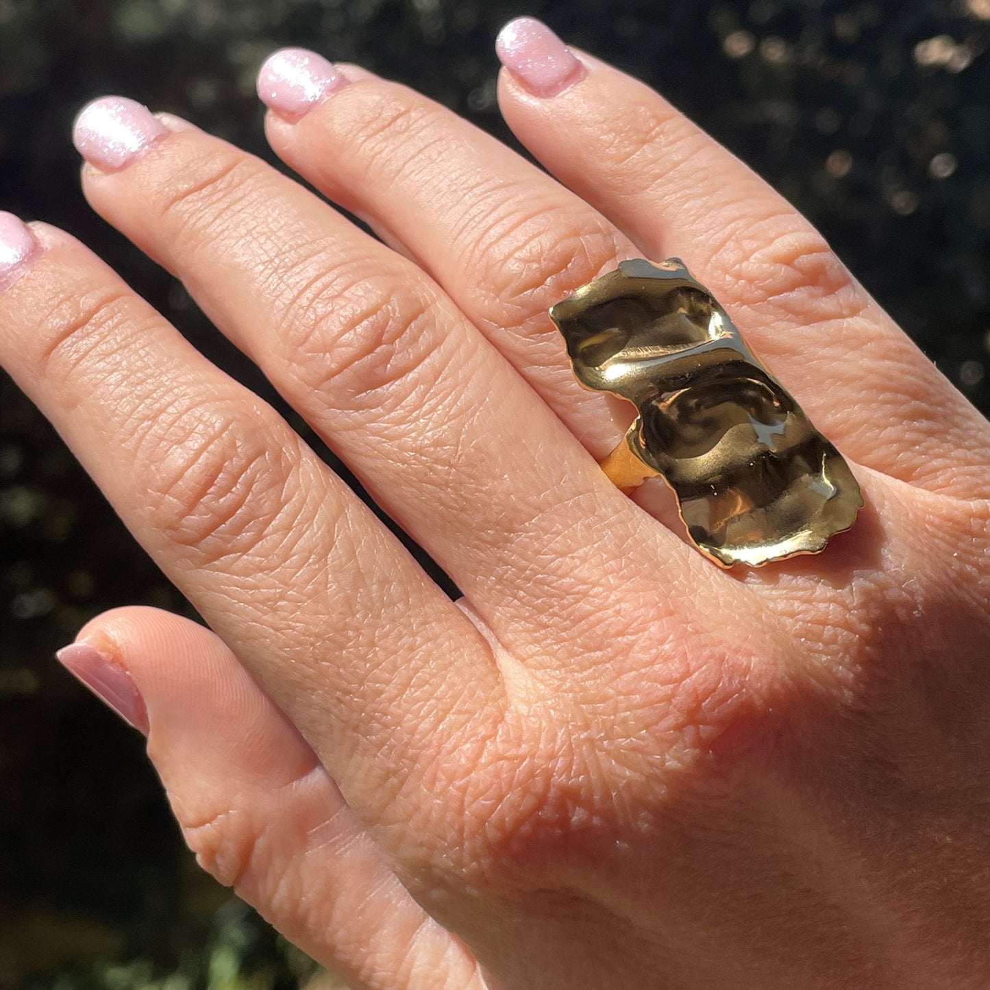 Anello ondeggiante