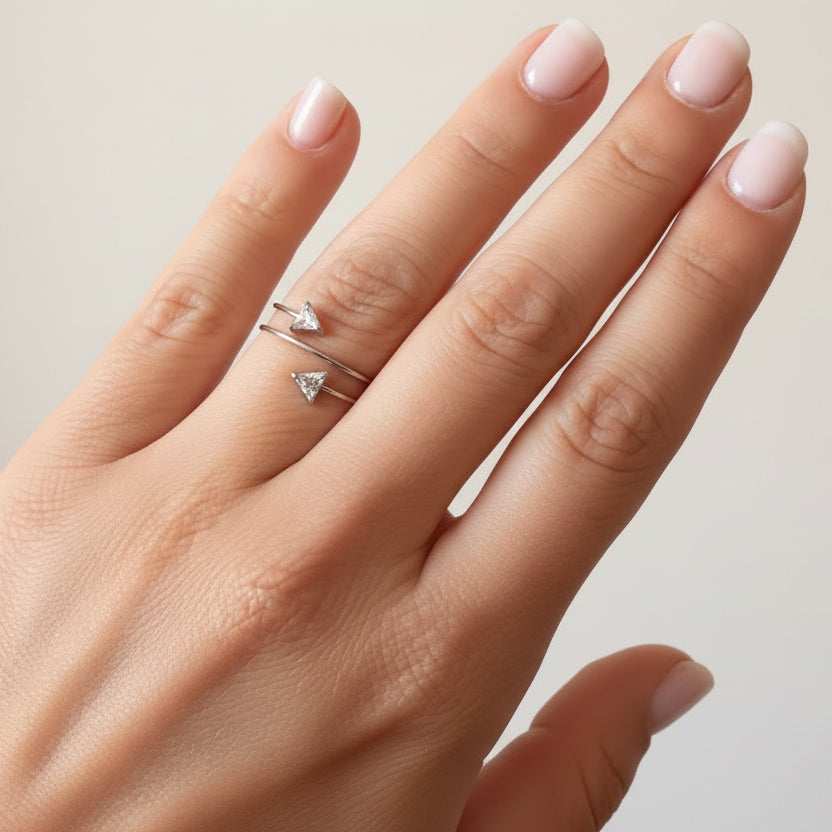 Anello triangle sparkling