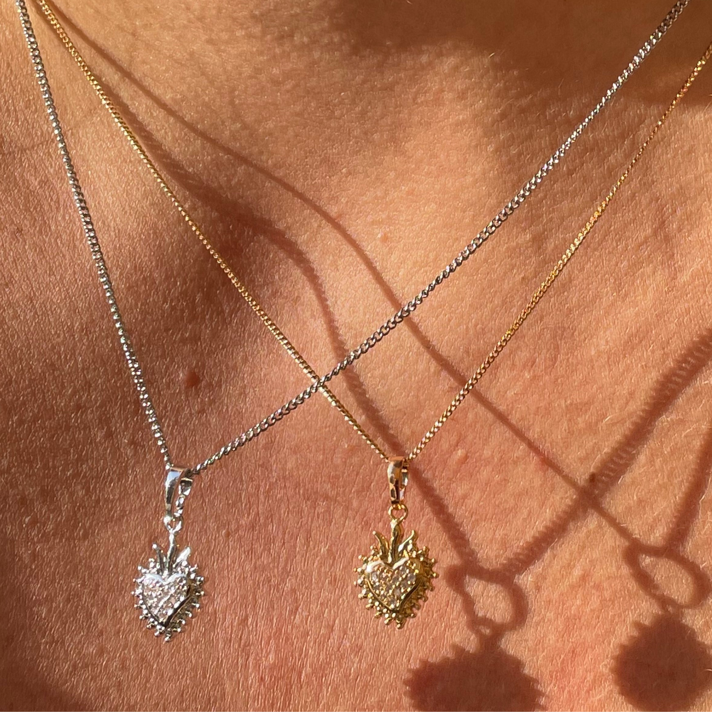 Collana sacro cuore brillante in 2 colori