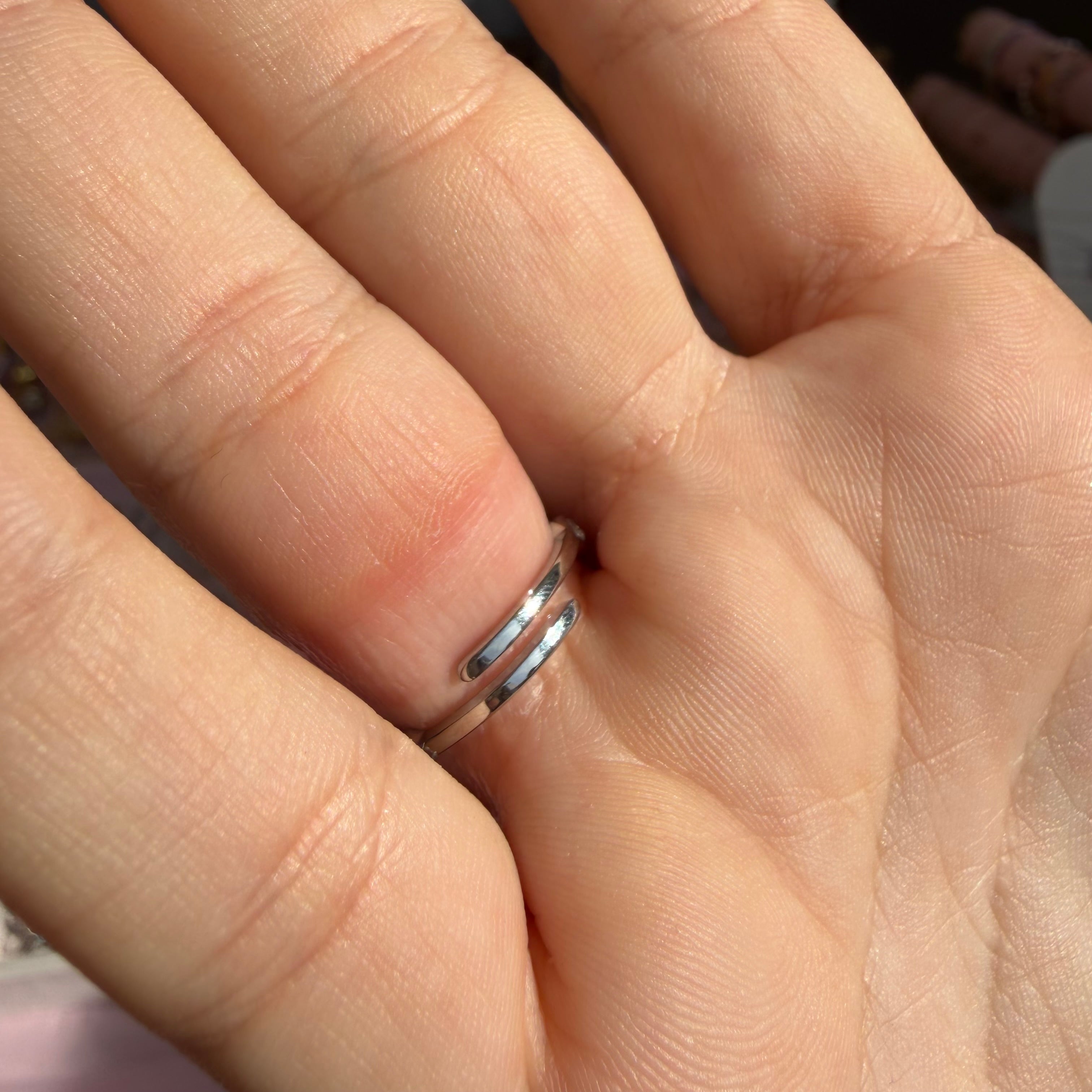 Anello luce ondeggiante in 2 colori