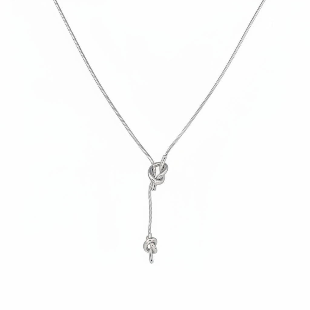 Collana nodo lungo