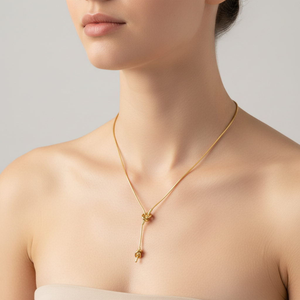 Collana nodo lungo