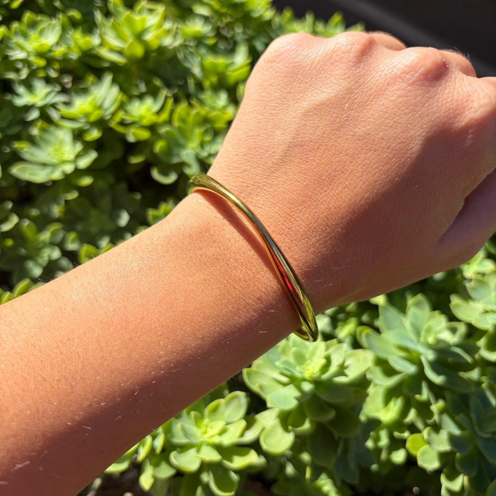 Bracciale rigido onda  in 2 colori