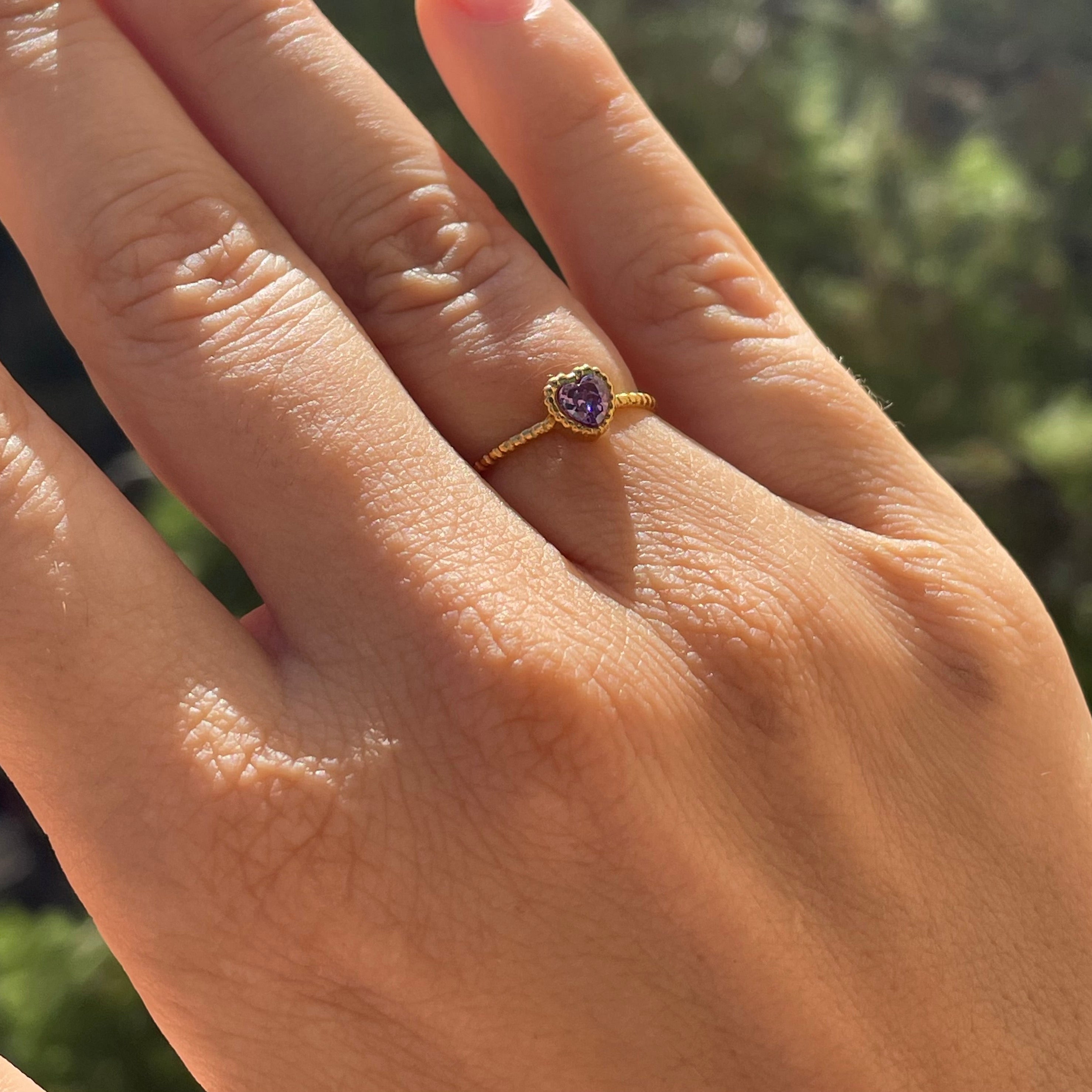 Anello cuoricino in 5 colori
