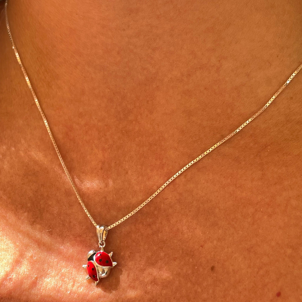 Collana coccinella smaltata in 4 fantasie