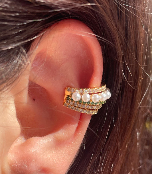 Ear cuff con perle e zirconi verdi
