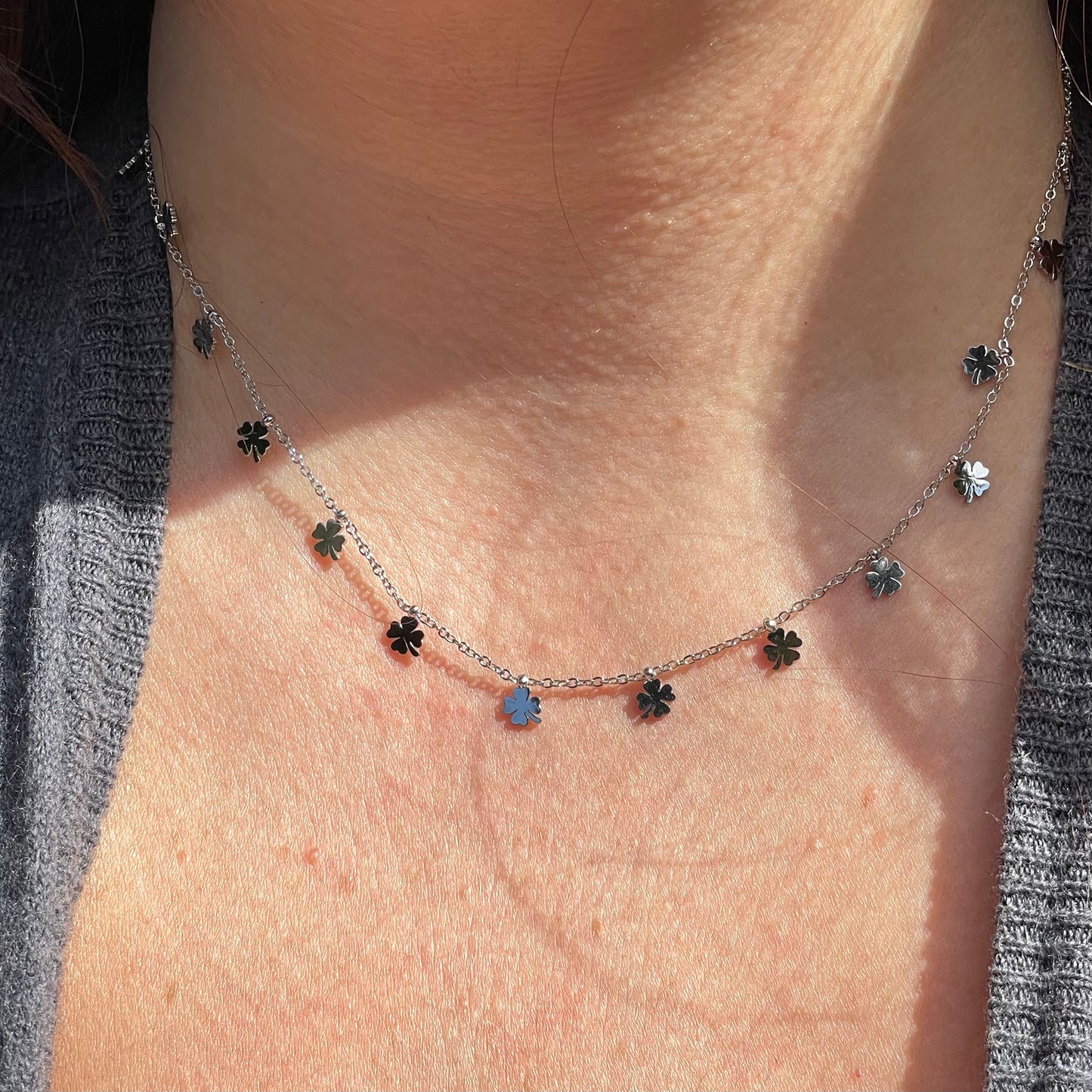 Collana con quadrifogli in 2 colori