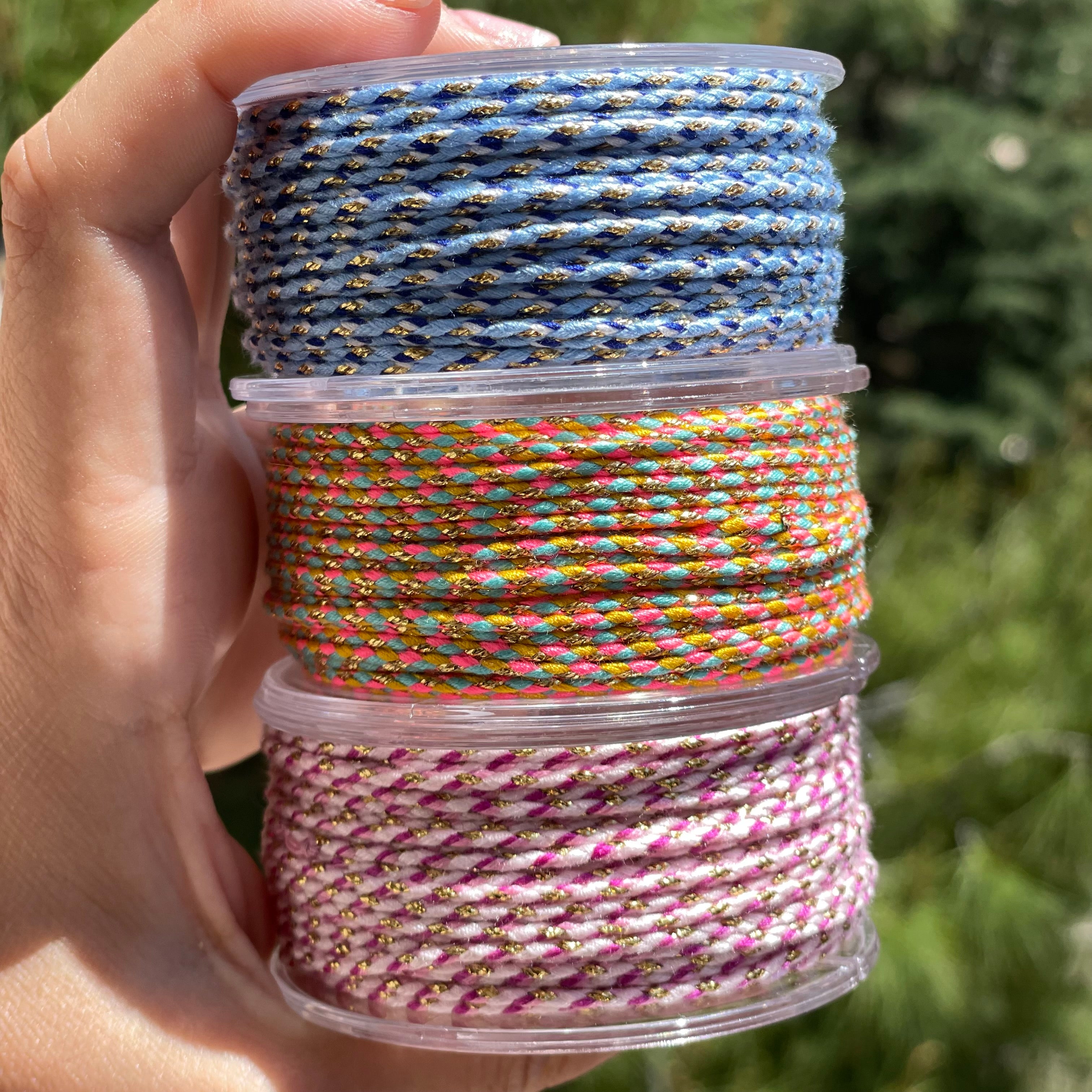 Collana intreccio di colori in 3 colori