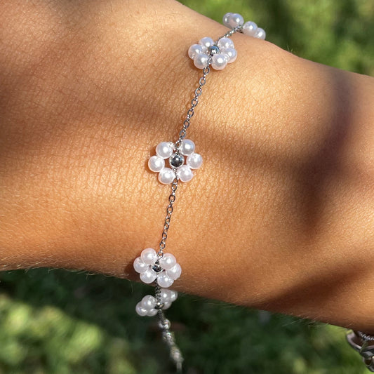 Bracciale con fiori perlati in 2 colori