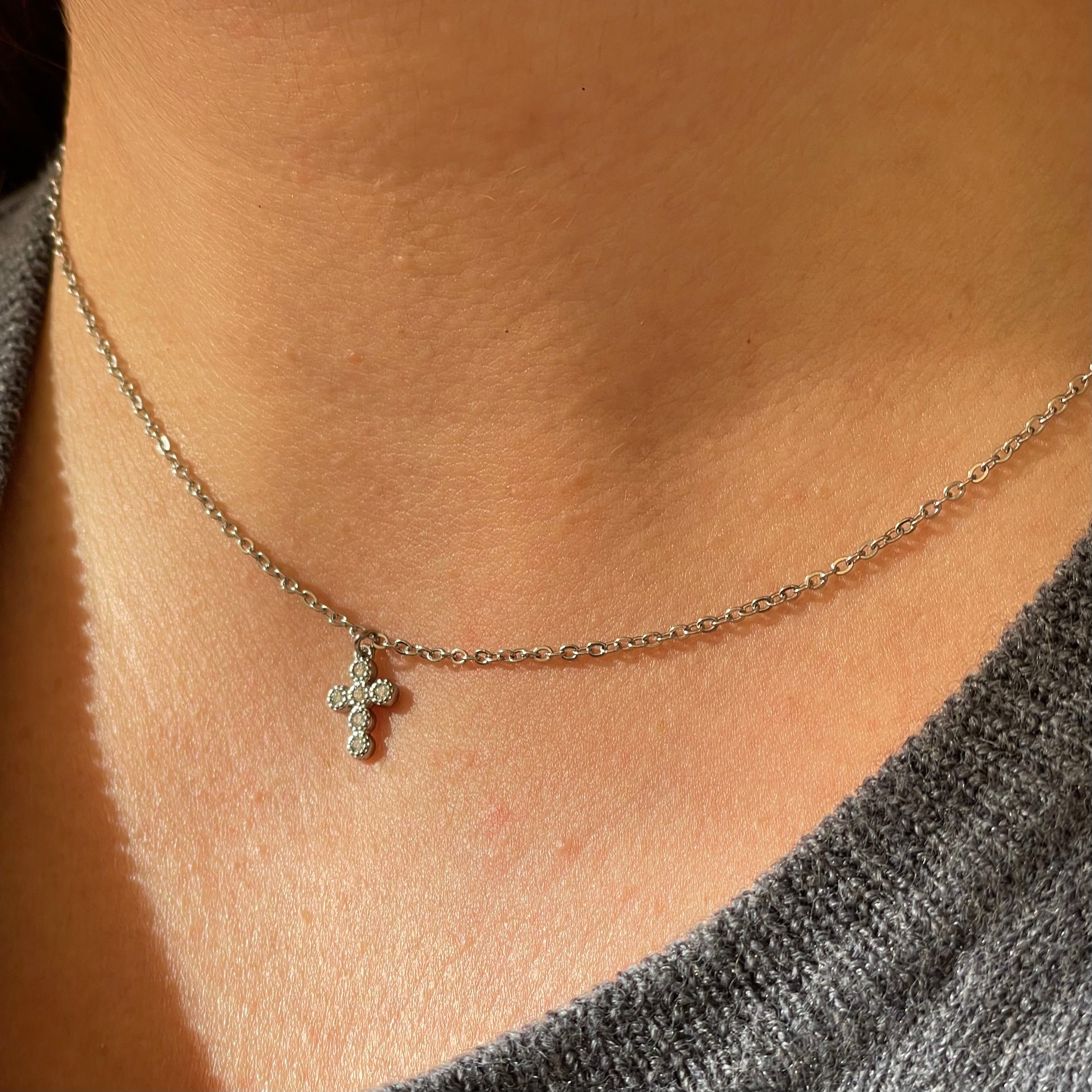 Collana croce in 2 colori