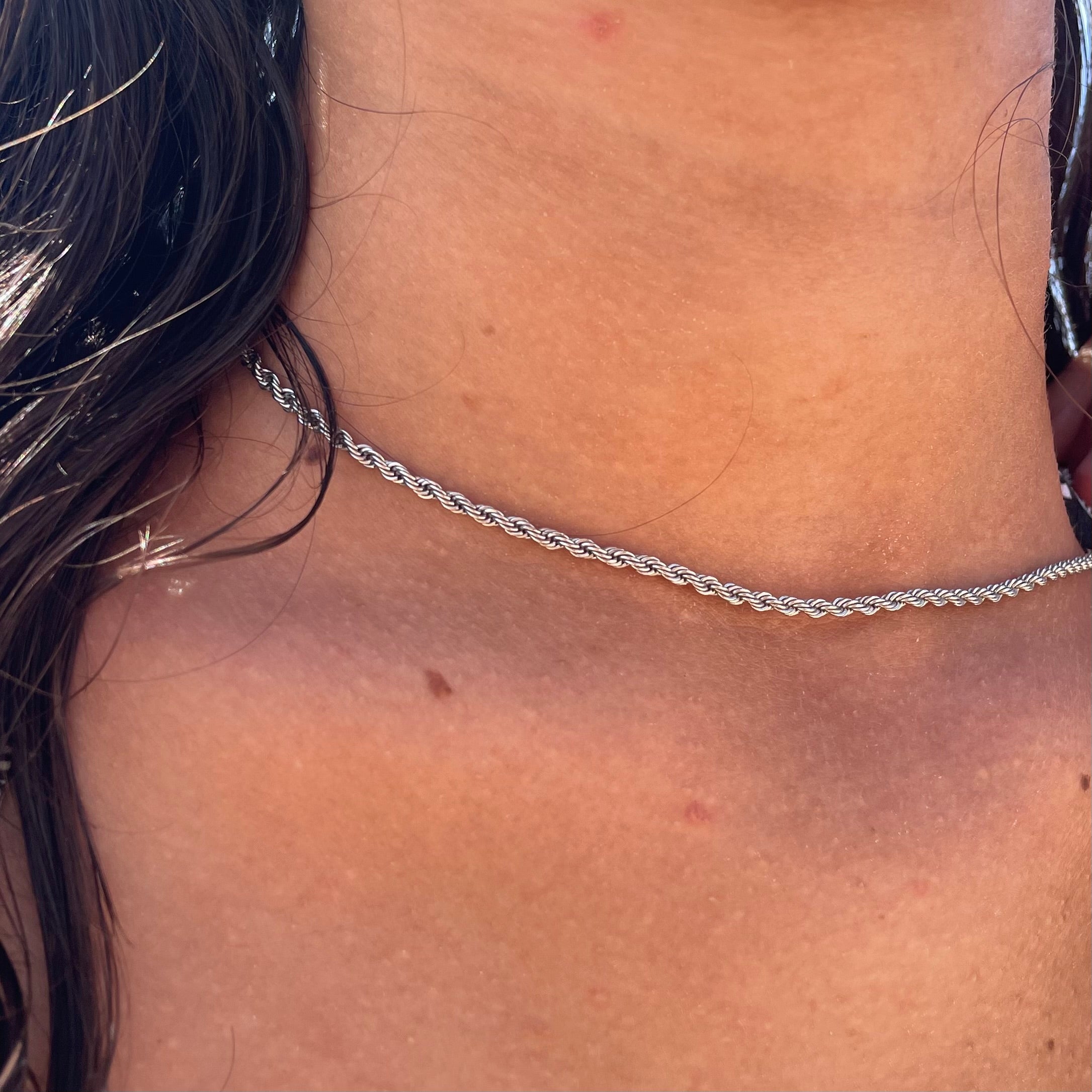 Collana torchon piccola in 2 colori
