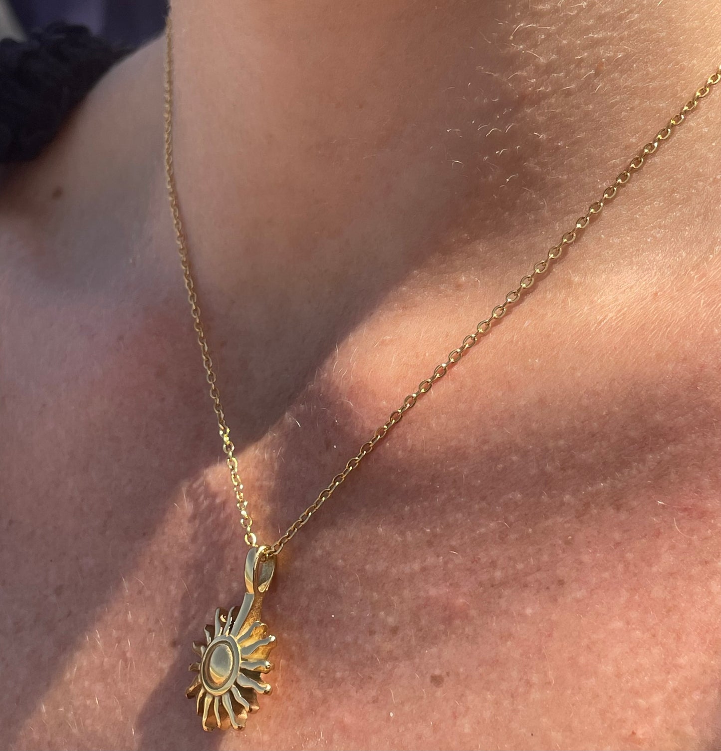 Collana sole grande in 2 colori