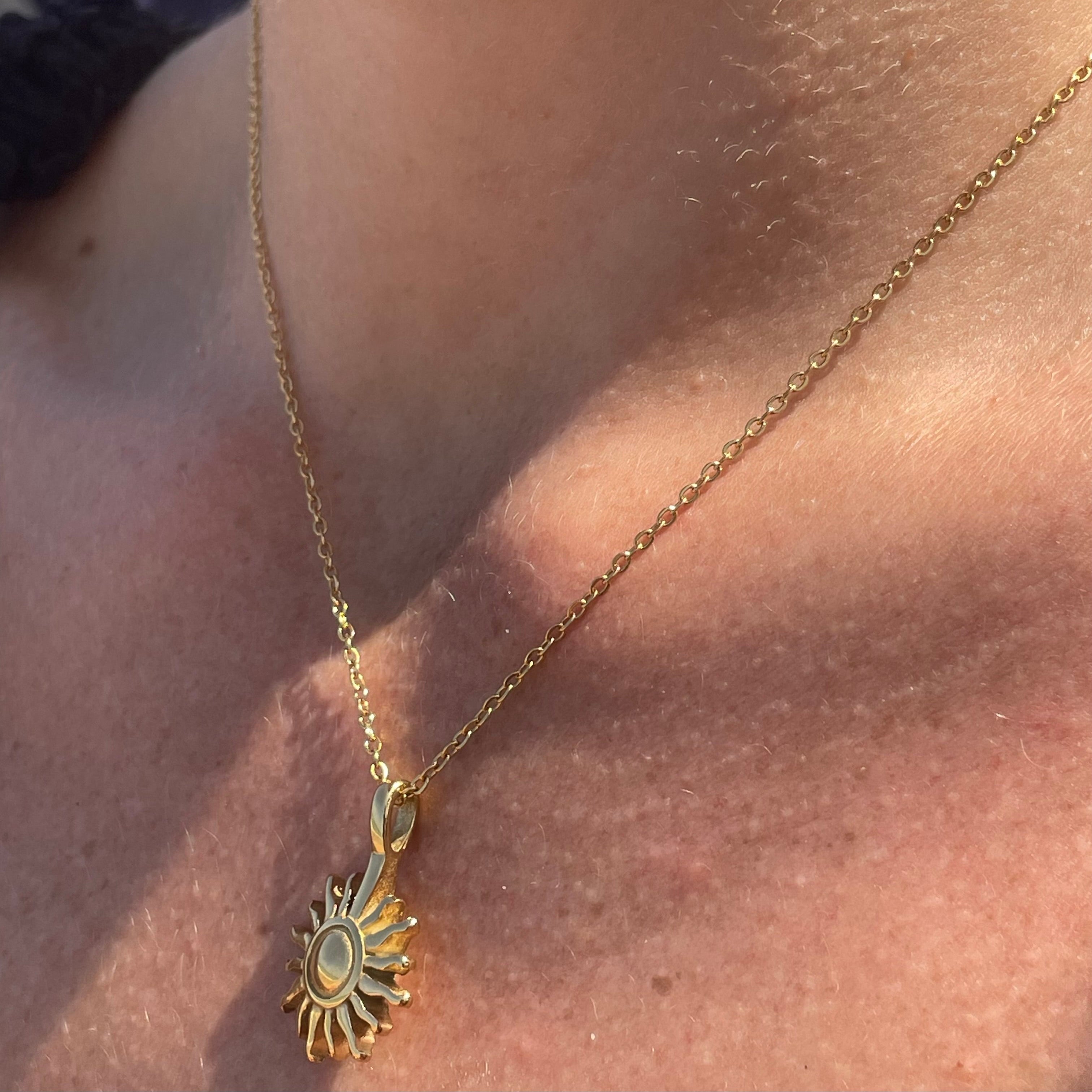 Collana sole grande in 2 colori