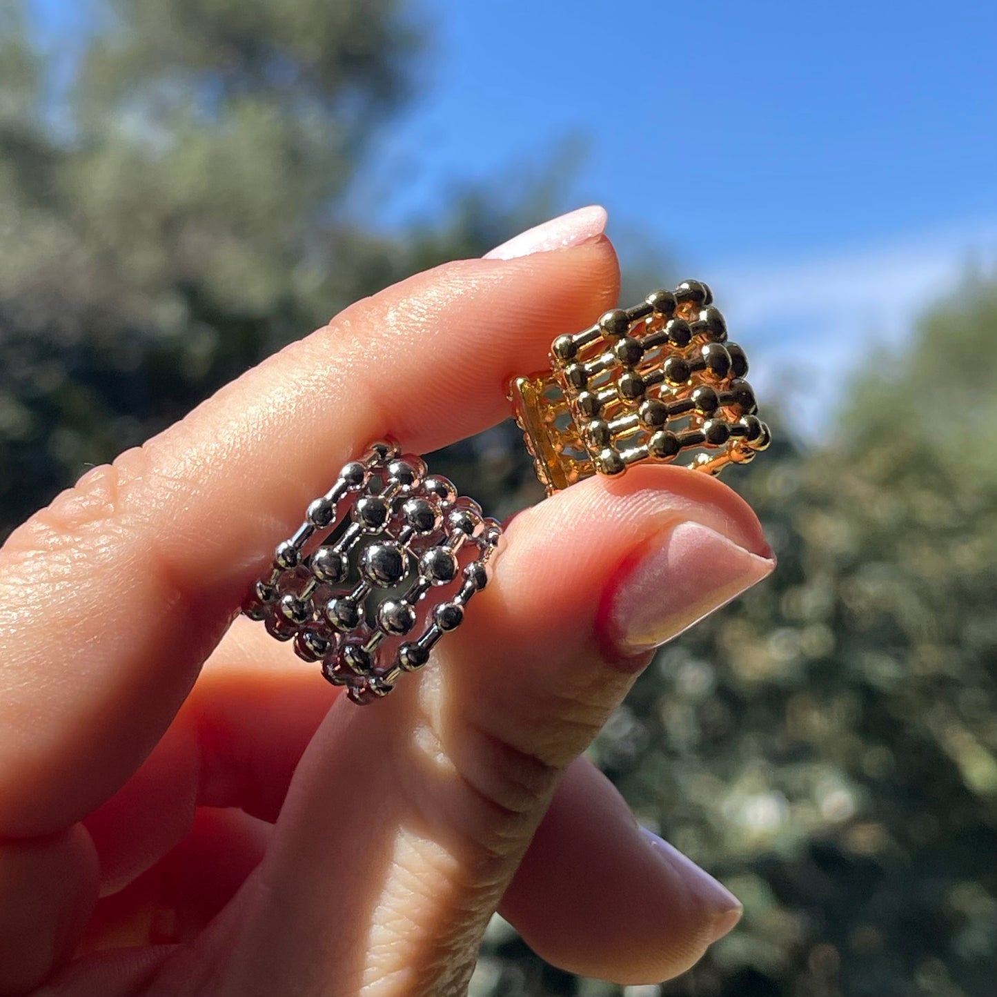 Ear cuff pallini a tre in 2 colori