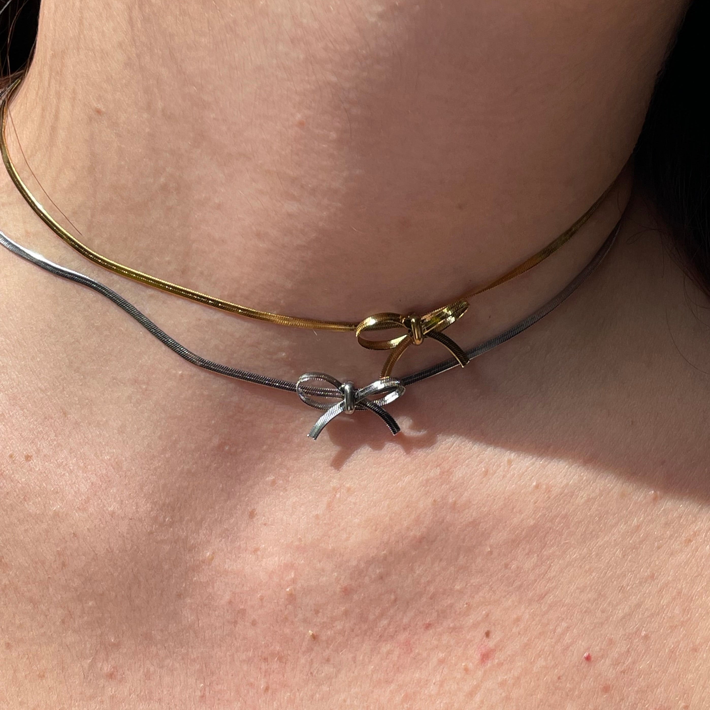 Collana fiocchetto in 2 colori
