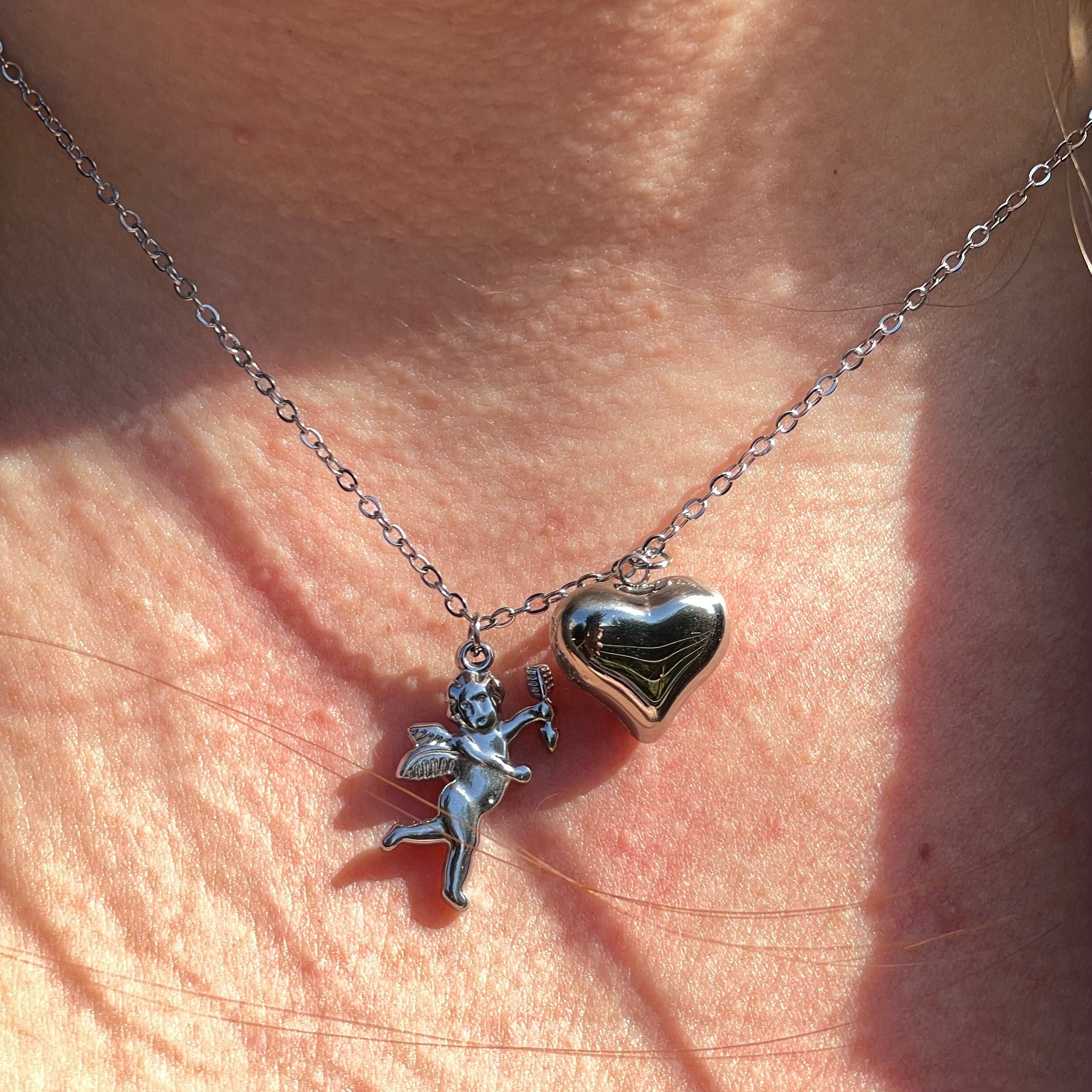 Collana cupido e amore in 2 colori