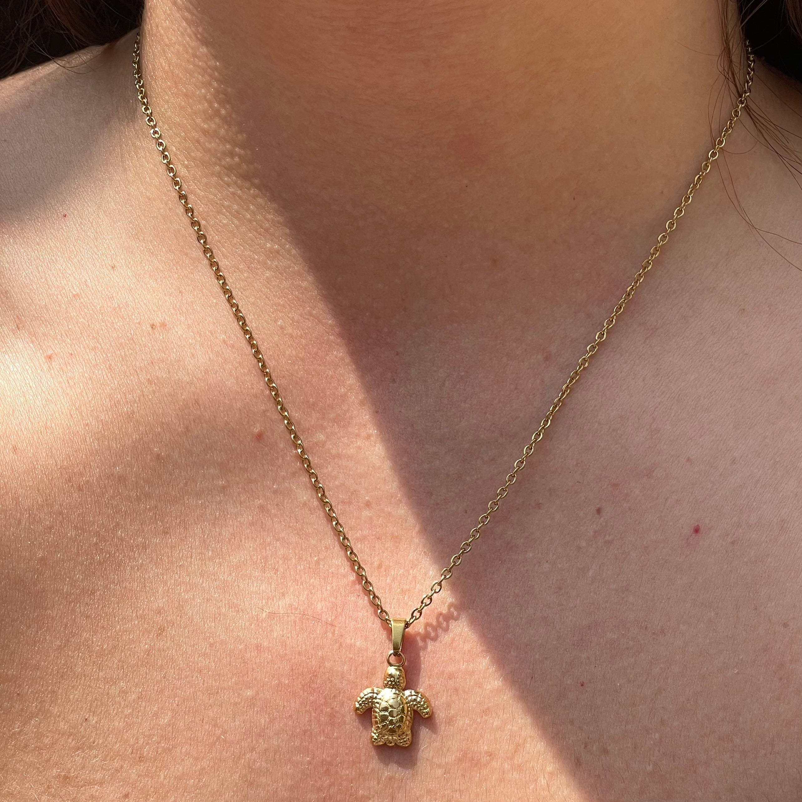 Collana tartarughina in 2 colori
